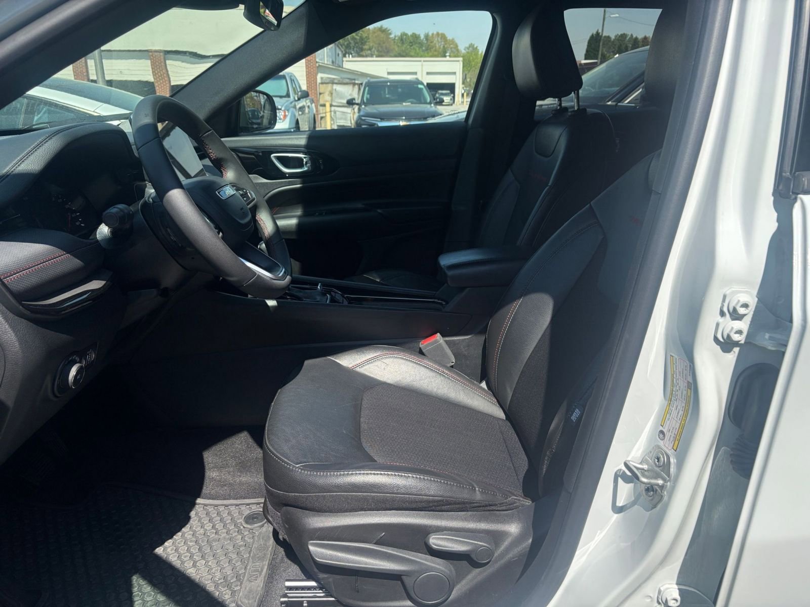 Thumbnail: 2025 Jeep Compass - 26