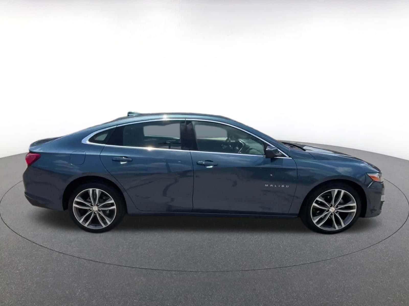 Thumbnail: 2024 Chevrolet Malibu - 16