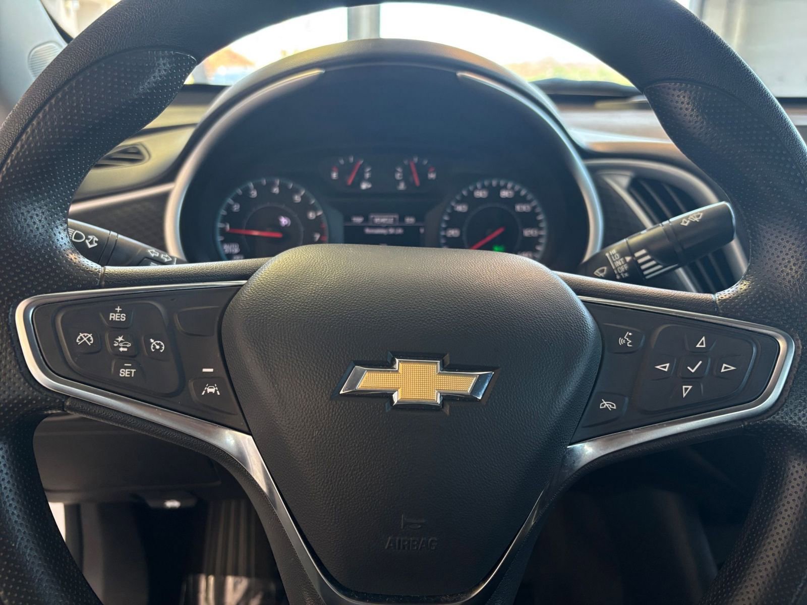 Thumbnail: 2024 Chevrolet Malibu - 28