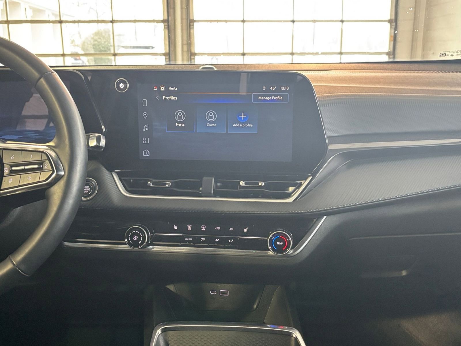 Thumbnail: 2025 Chevrolet Equinox - 21