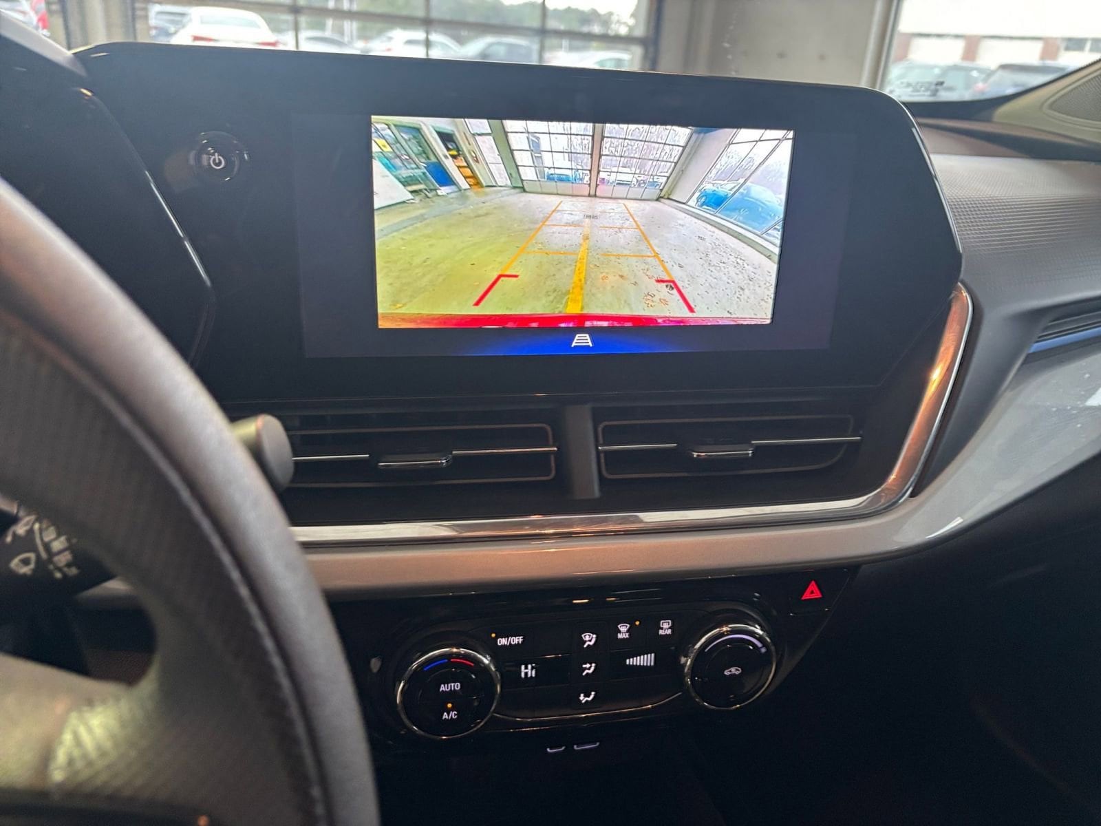 Thumbnail: 2025 Chevrolet Trax - 23