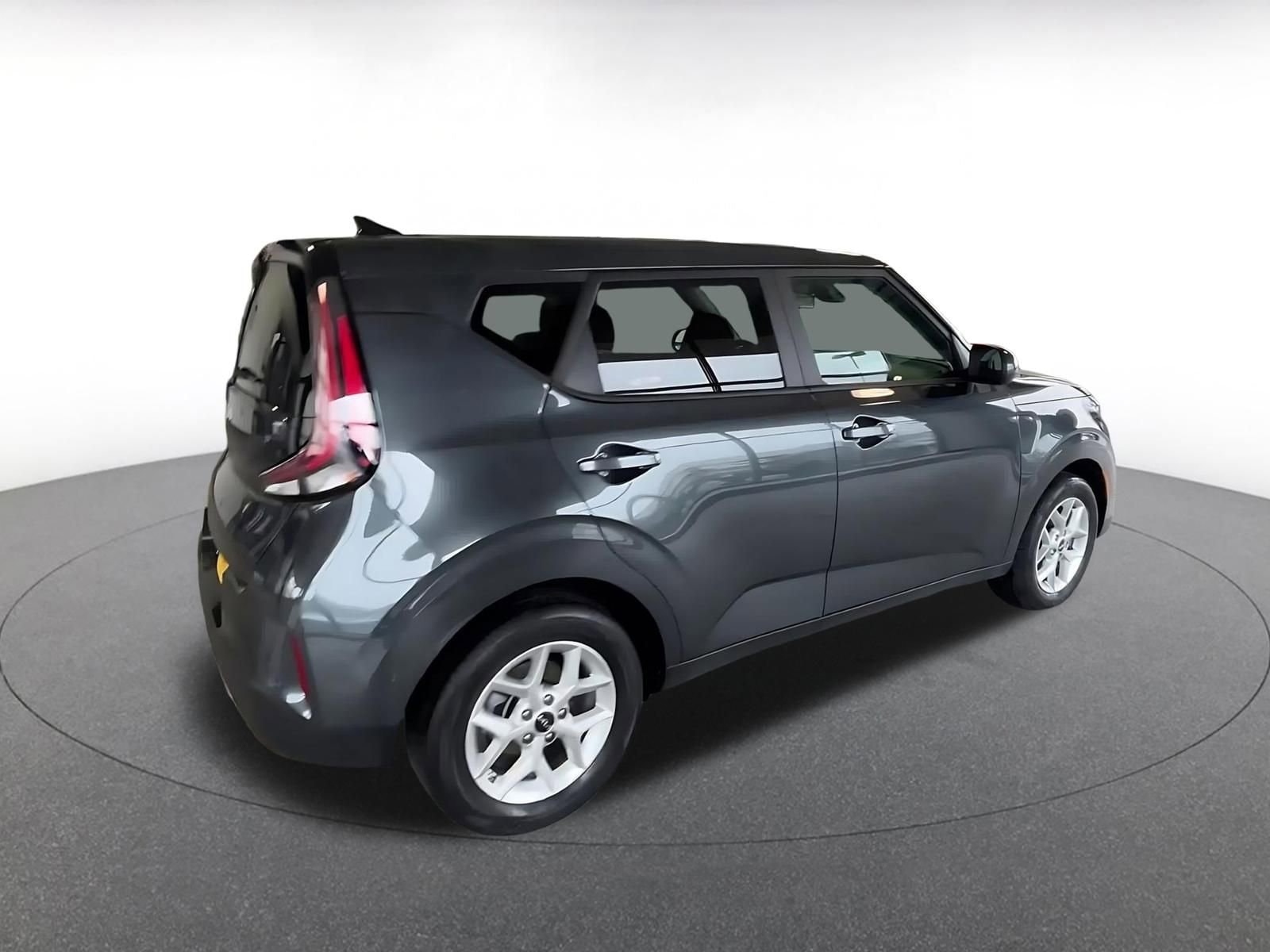 Thumbnail: 2025 Kia Soul - 15