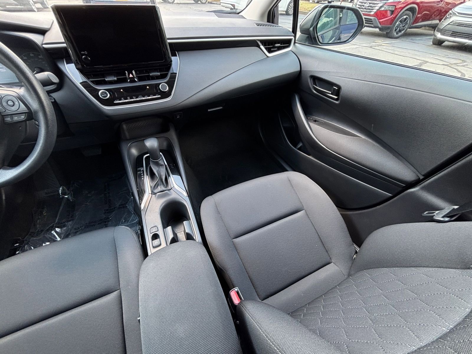 Thumbnail: 2025 Toyota Corolla - 34