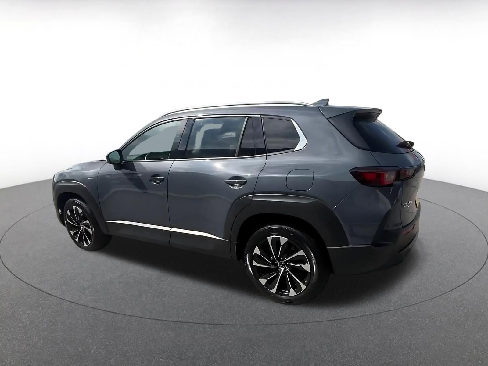 Thumbnail: 2025 Mazda CX-50 - 10