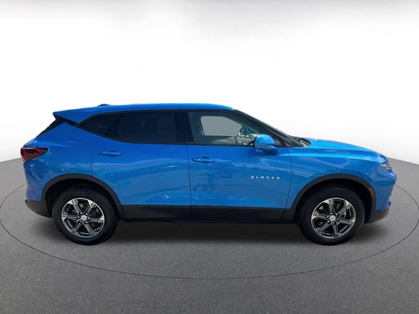 Thumbnail: 2025 Chevrolet Blazer - 15