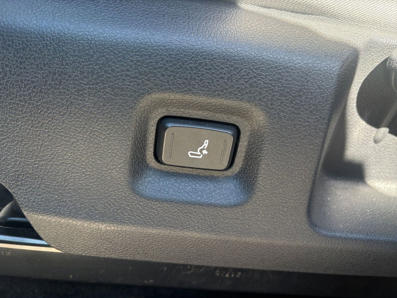 Thumbnail: 2025 Toyota Tacoma - 28