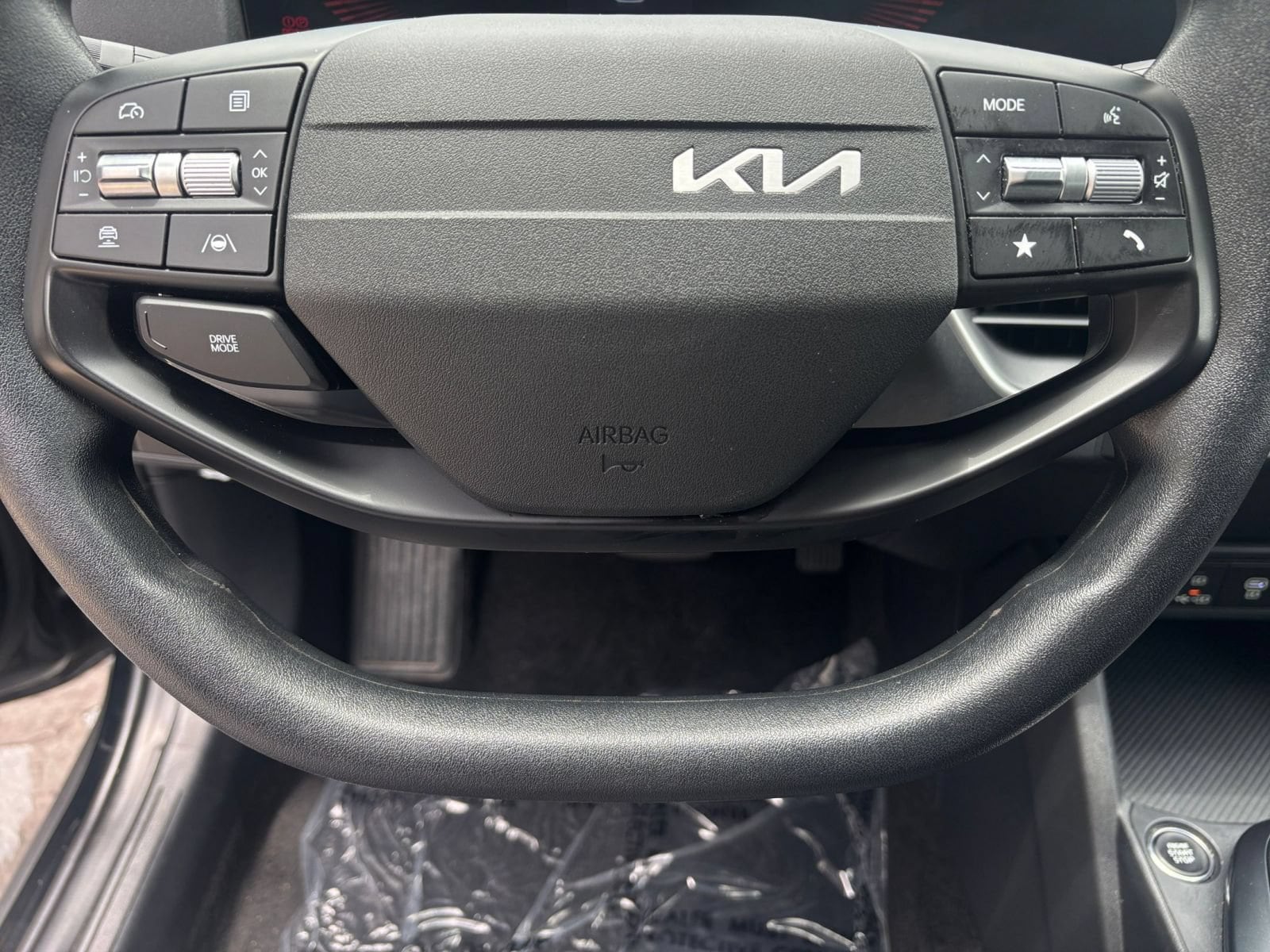 Thumbnail: 2025 Kia K4 - 28