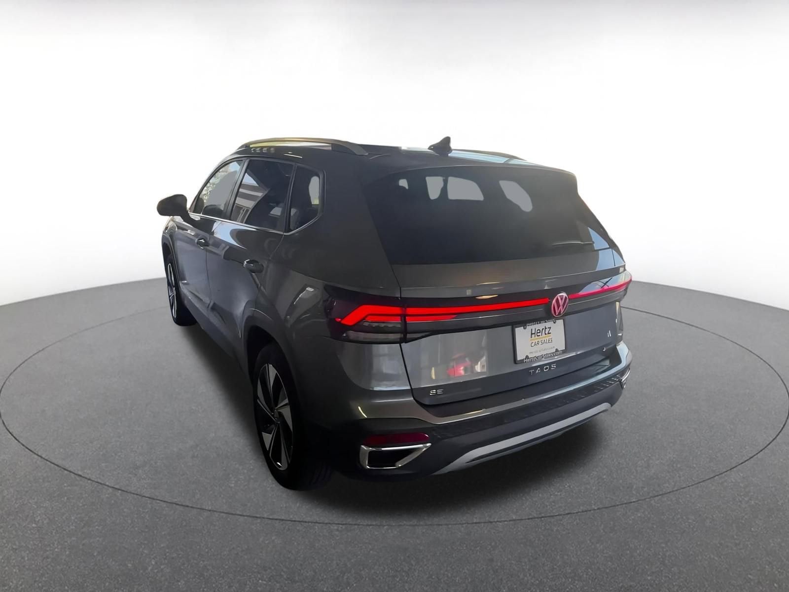 Thumbnail: 2025 Volkswagen Taos - 15