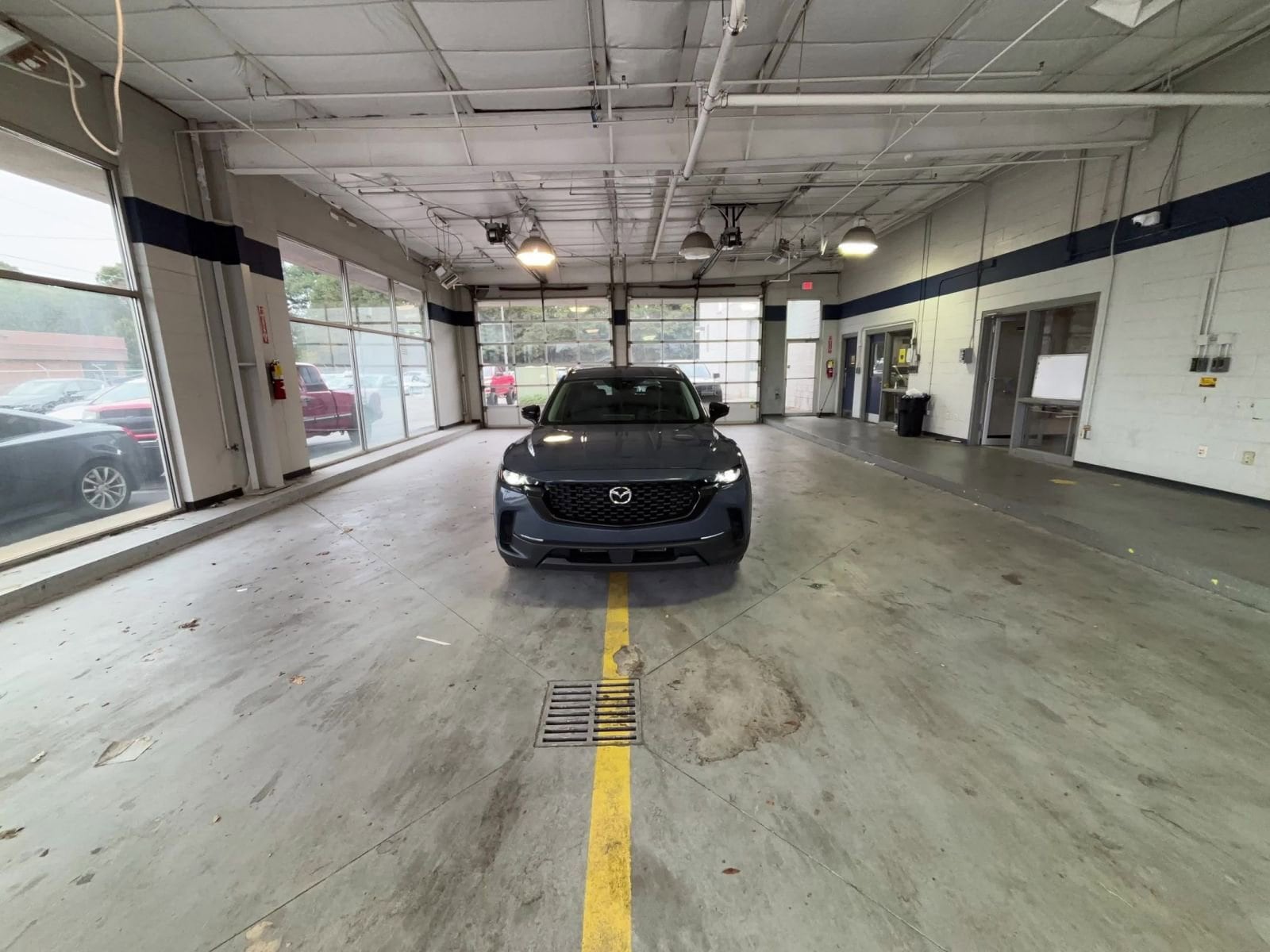 Thumbnail: 2025 Mazda CX-50 - 16