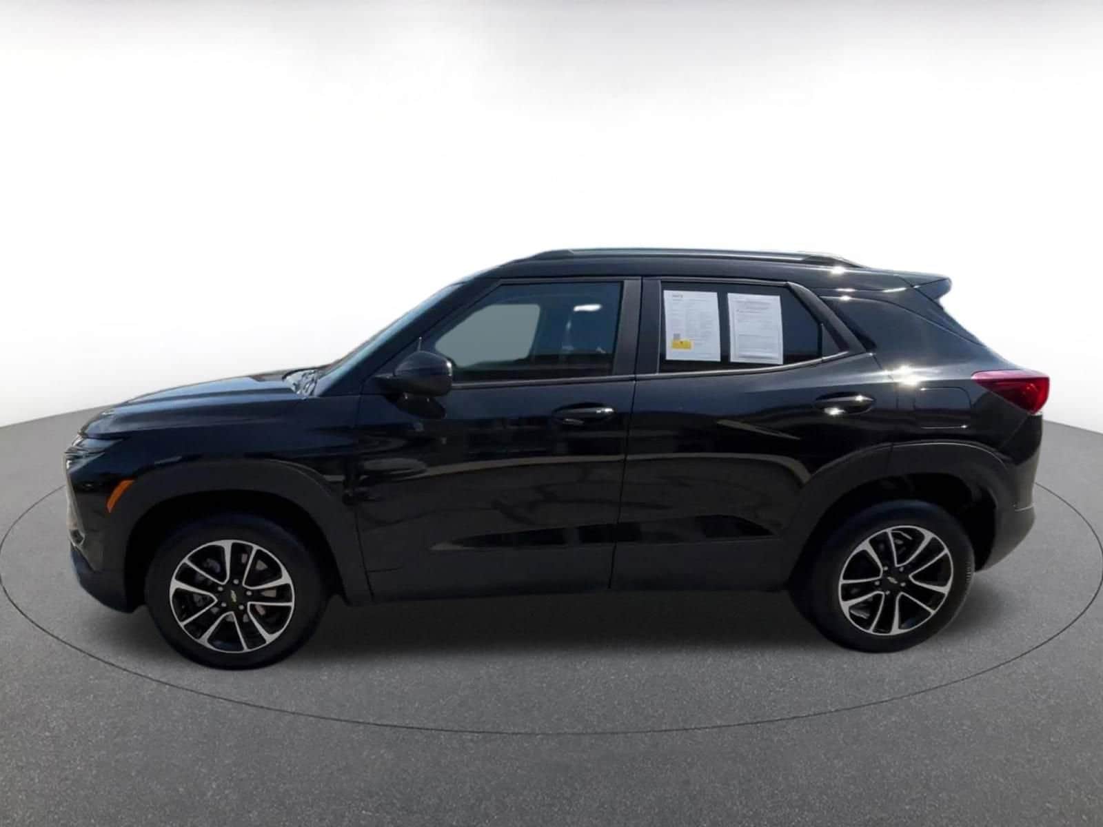 Thumbnail: 2025 Chevrolet TrailBlazer - 8