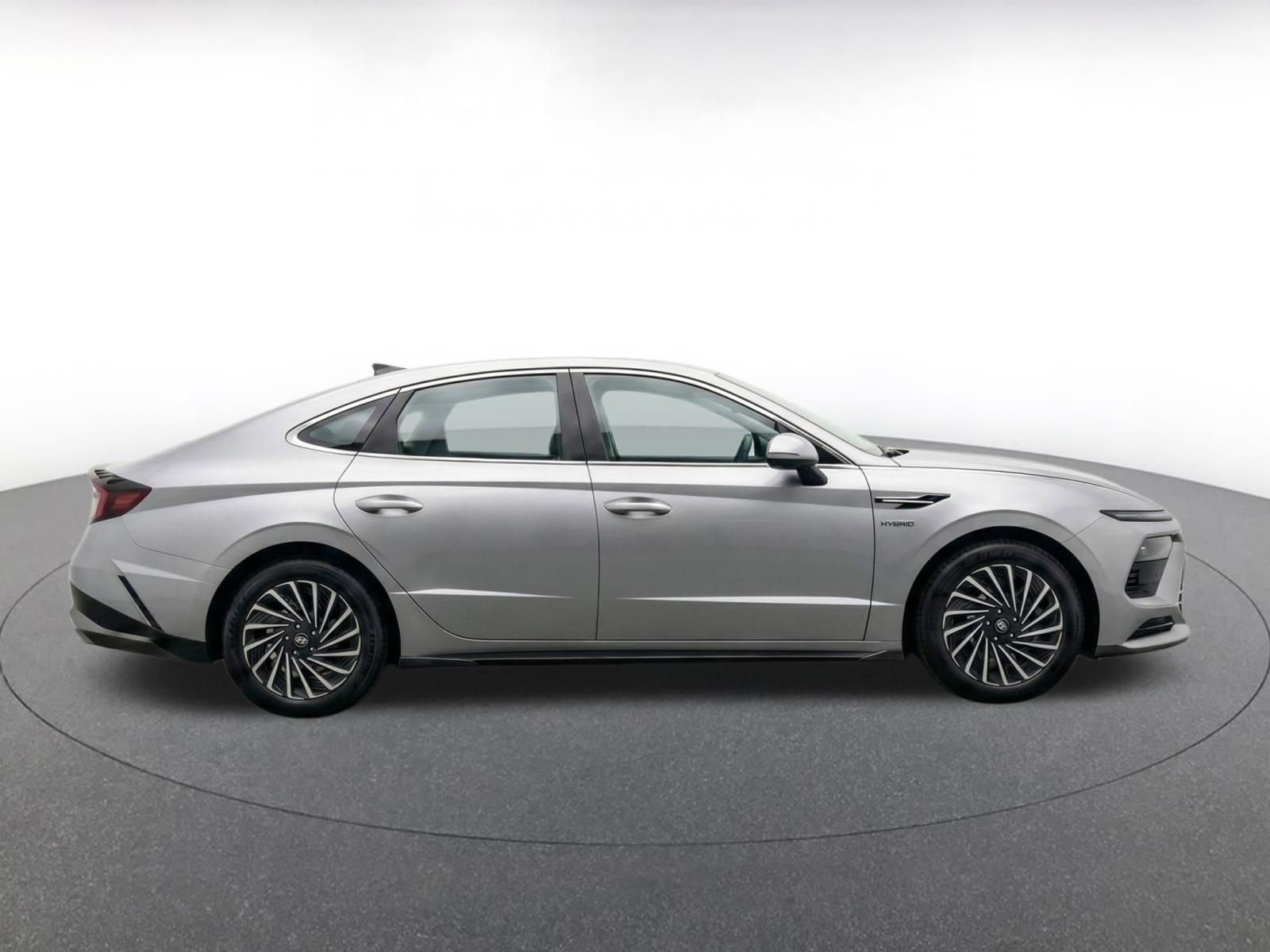 Thumbnail: 2025 Hyundai Sonata - 10
