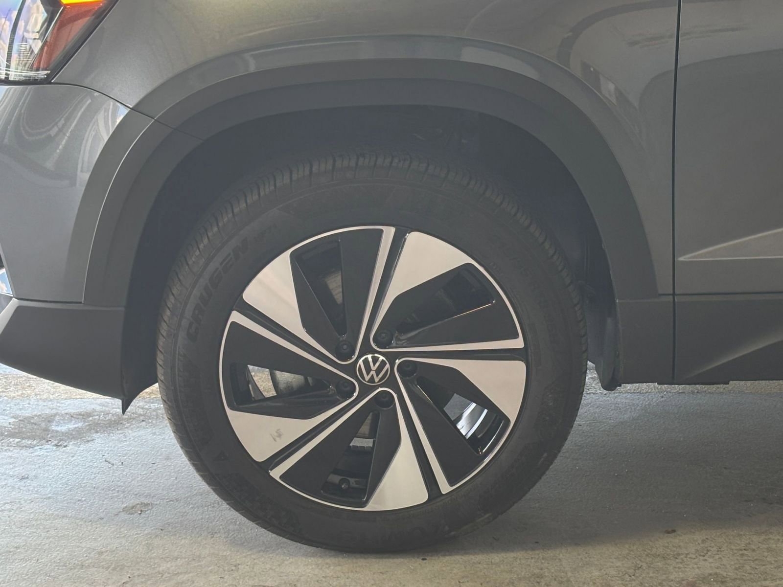 Thumbnail: 2025 Volkswagen Taos - 35