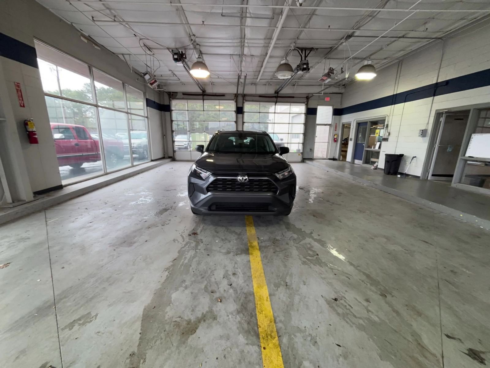 Thumbnail: 2025 Toyota RAV4 - 16