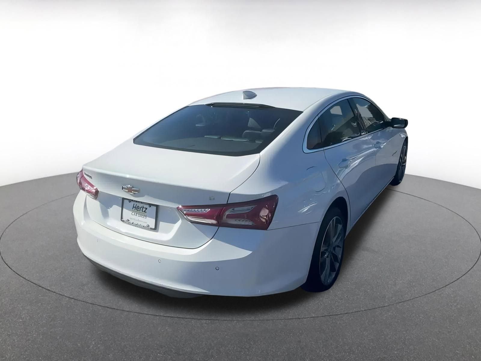Thumbnail: 2024 Chevrolet Malibu - 12