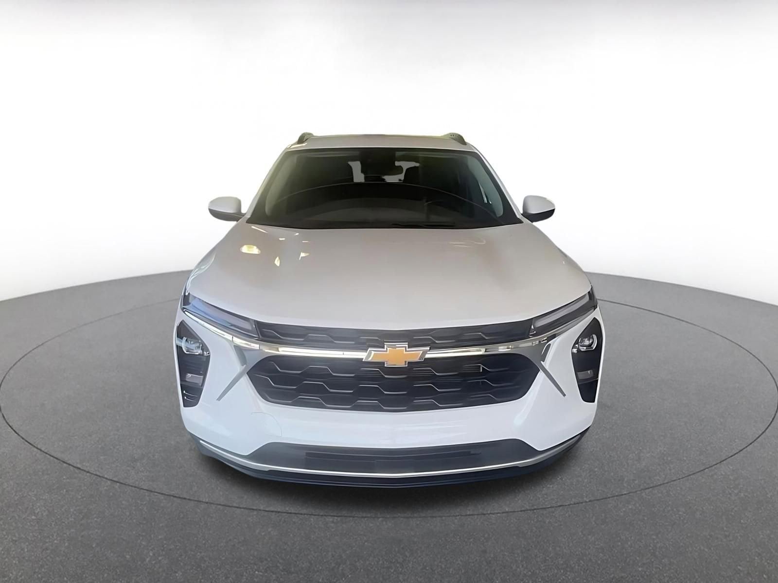 Thumbnail: 2025 Chevrolet Trax - 5