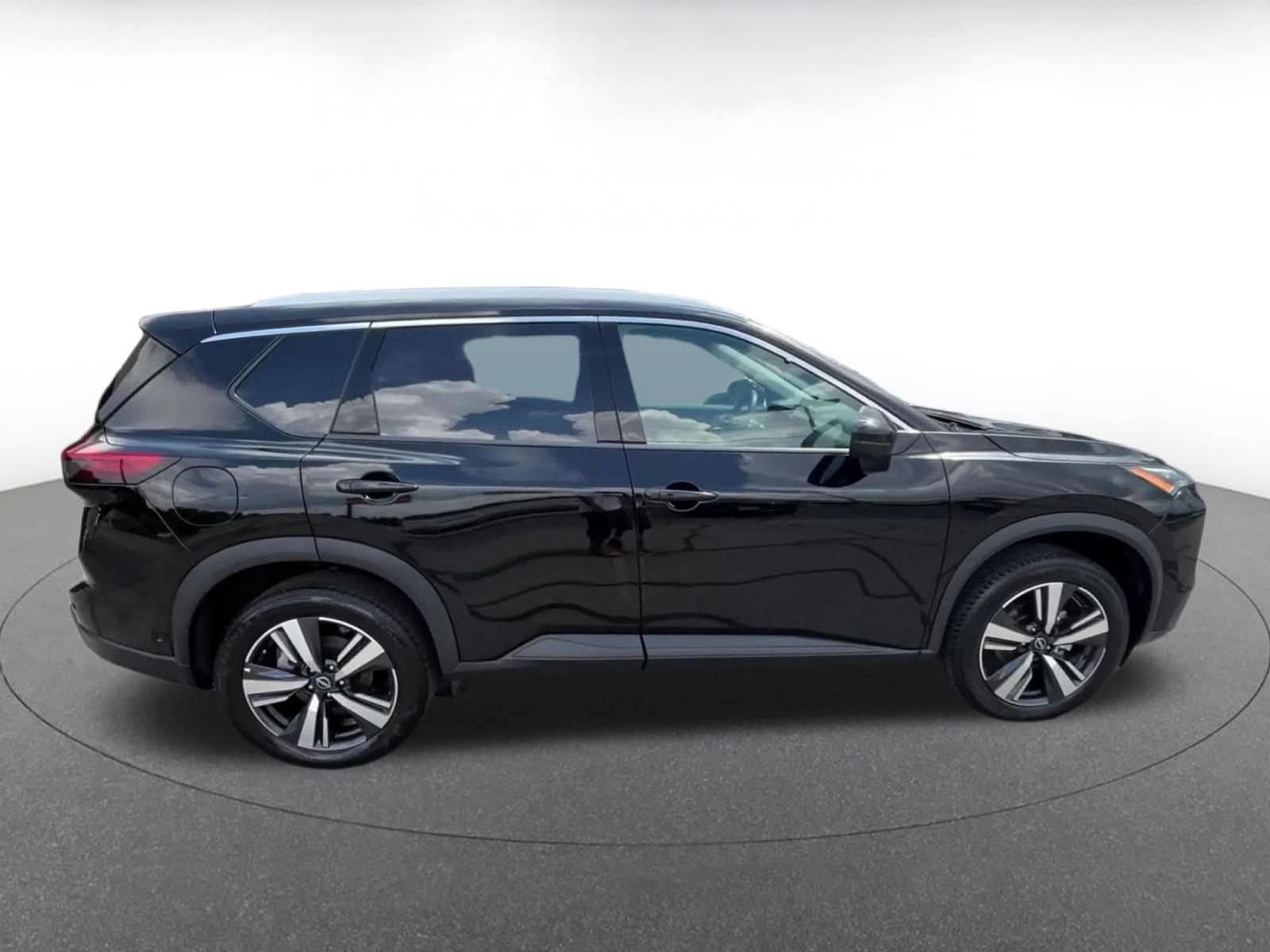 Thumbnail: 2026 Nissan Rogue - 16