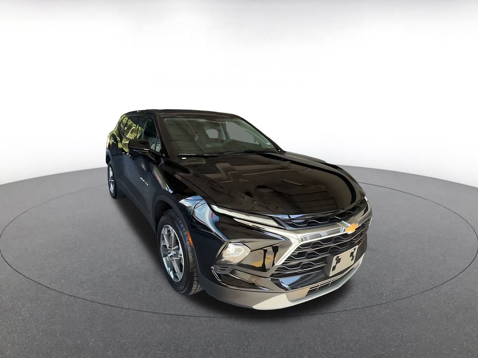Thumbnail: 2026 Chevrolet Blazer - 3