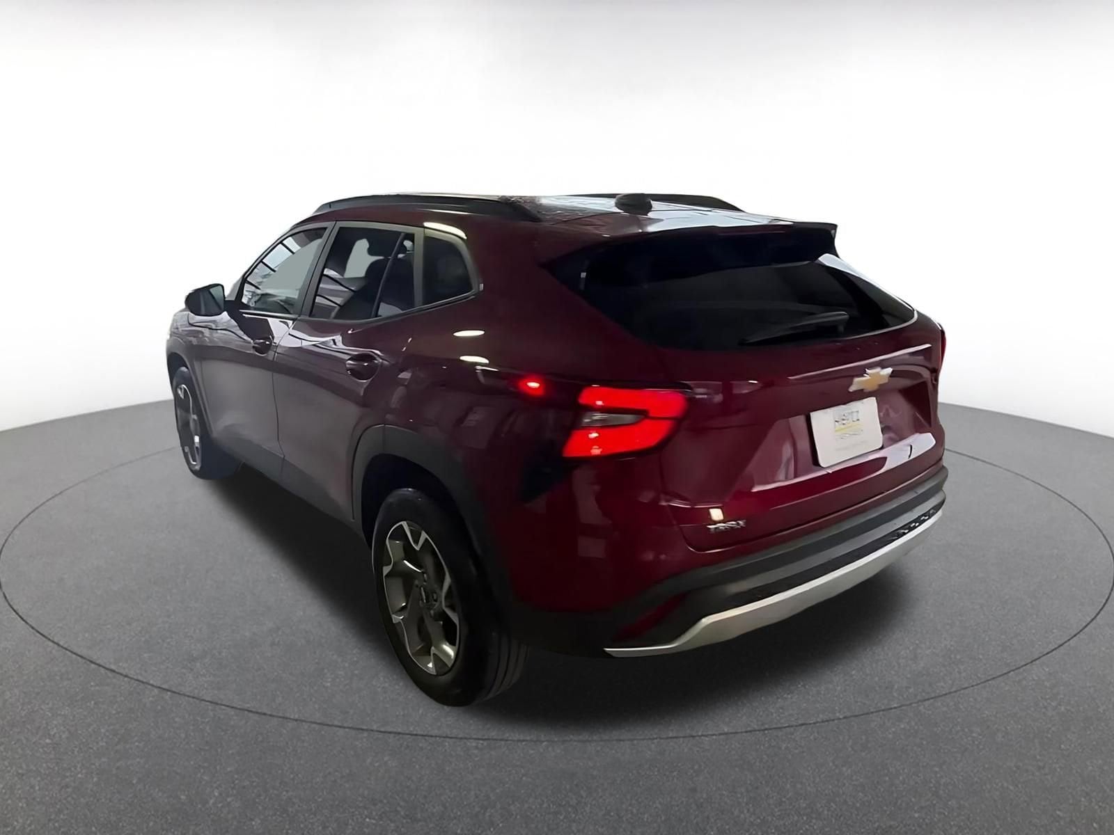 Thumbnail: 2025 Chevrolet Trax - 11