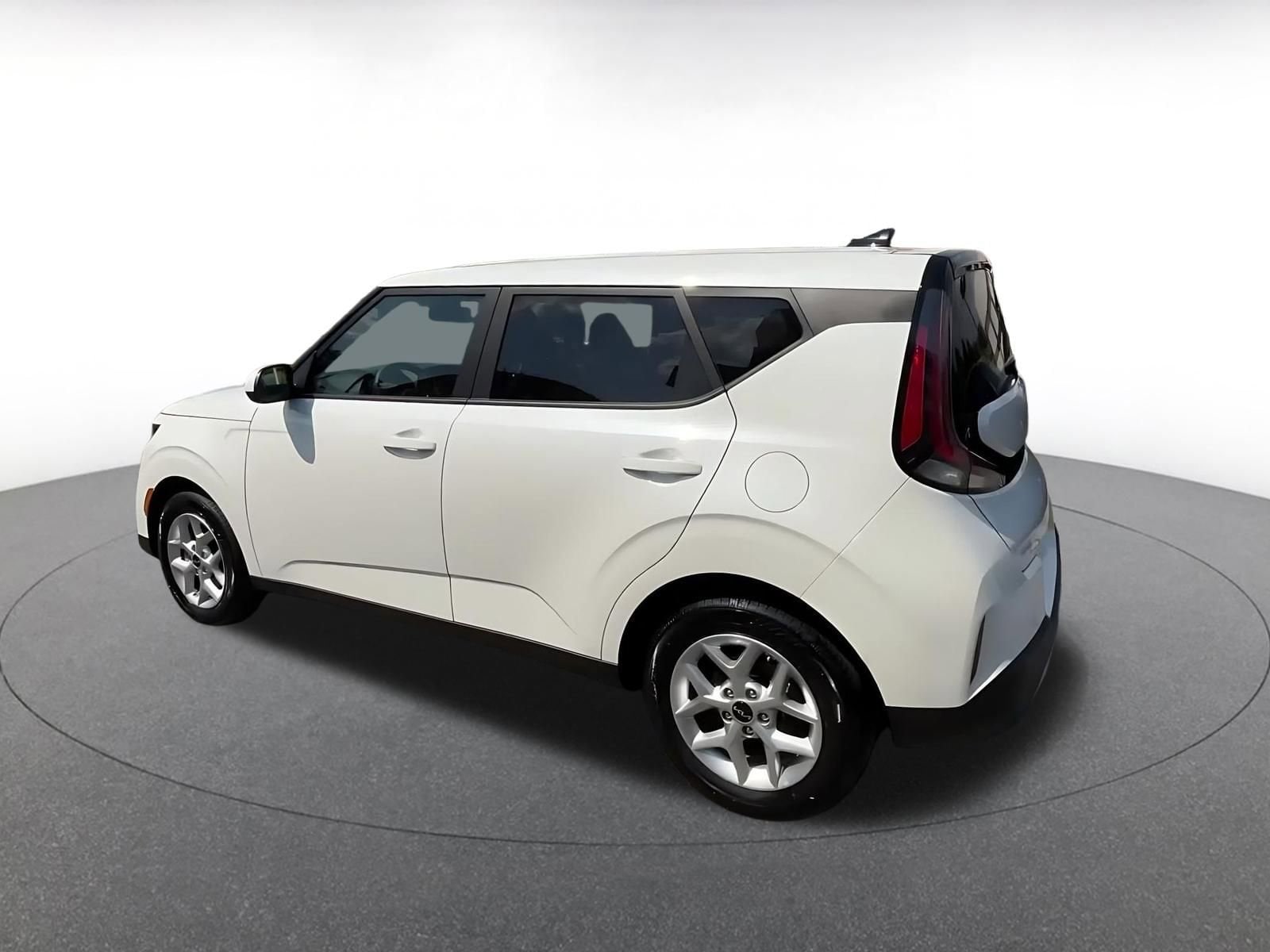 Thumbnail: 2025 Kia Soul - 10