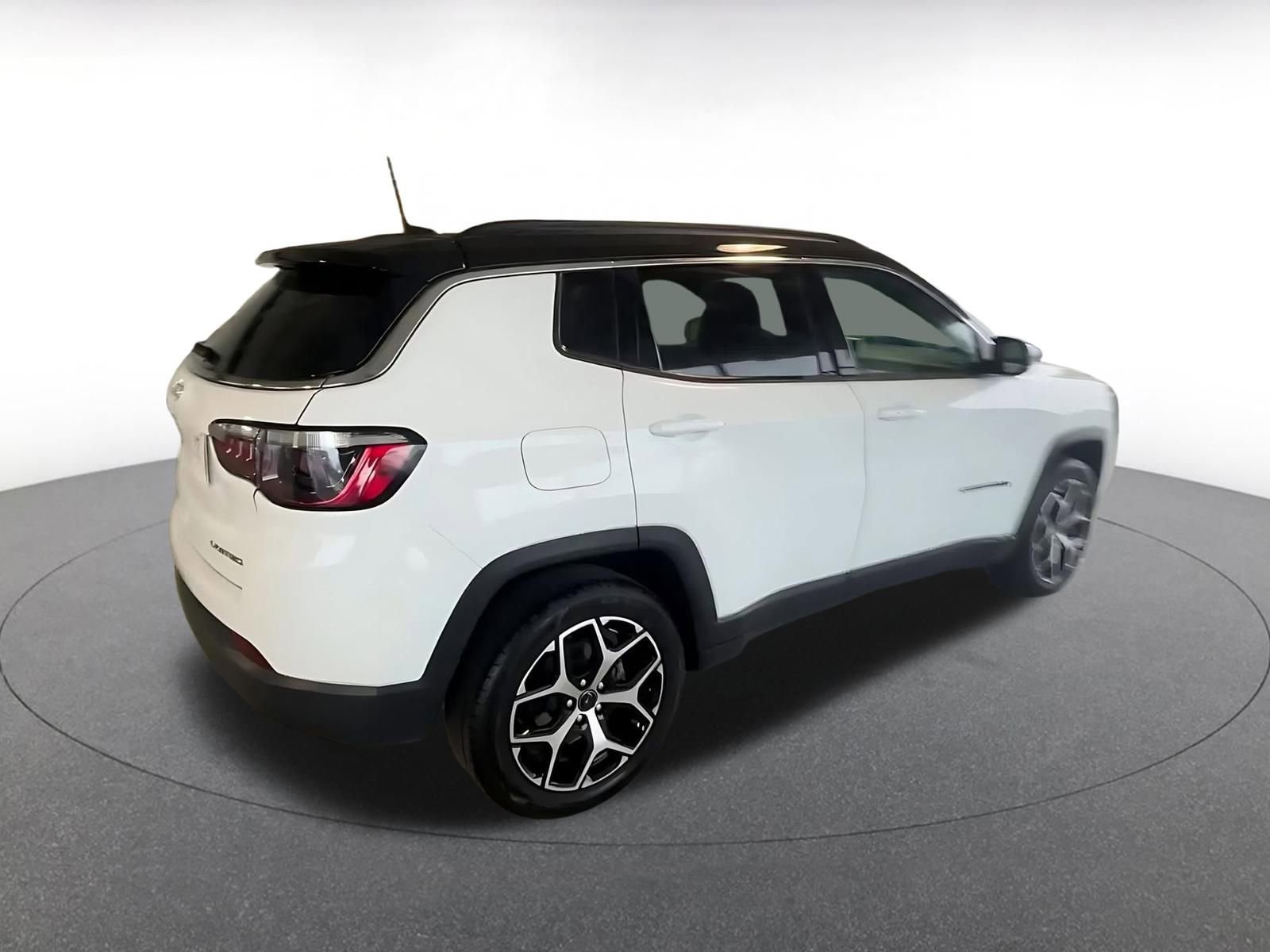 Thumbnail: 2025 Jeep Compass - 15