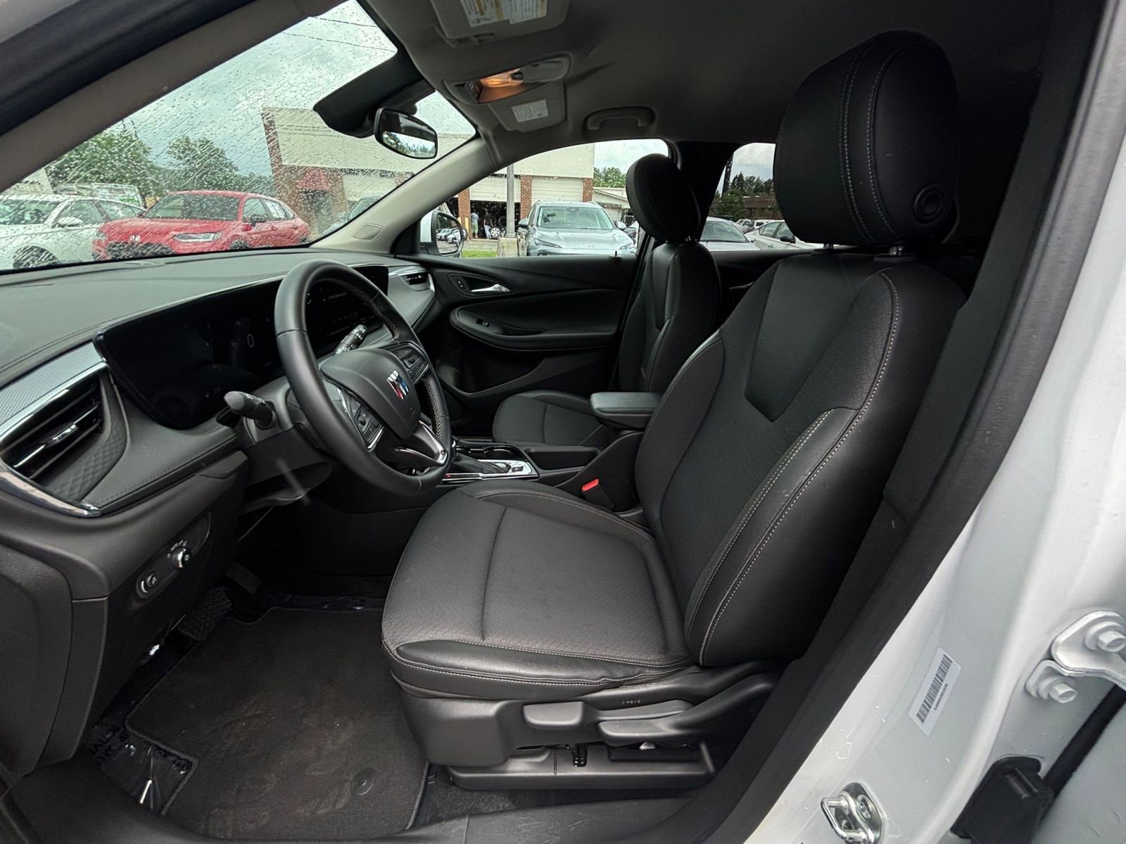Thumbnail: 2025 Buick Encore GX - 27