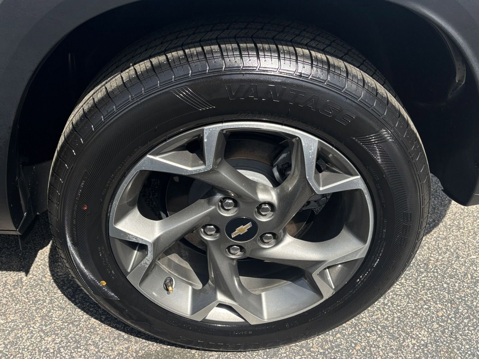 Thumbnail: 2025 Chevrolet Trax - 29