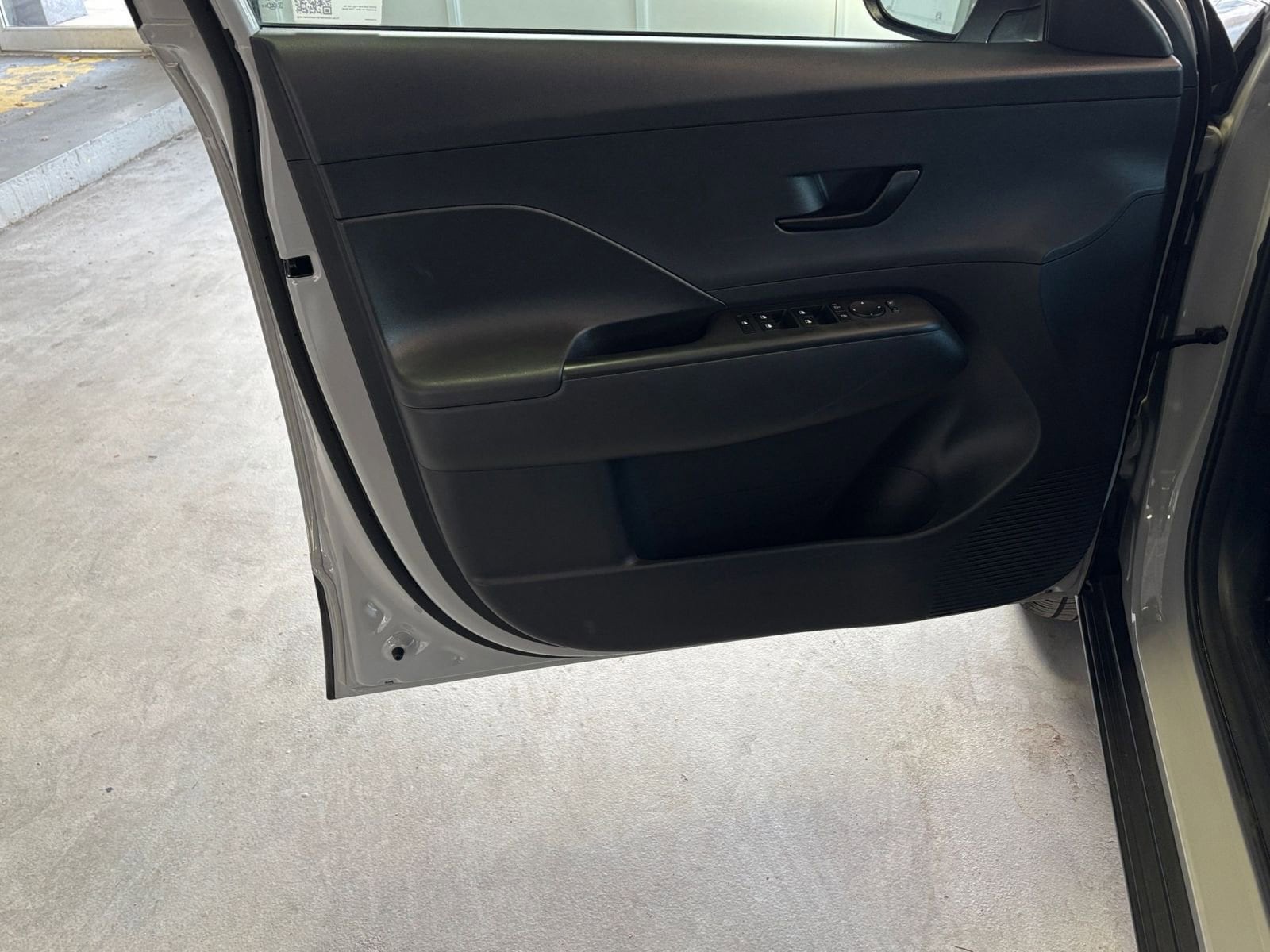 Thumbnail: 2025 Hyundai Kona - 18