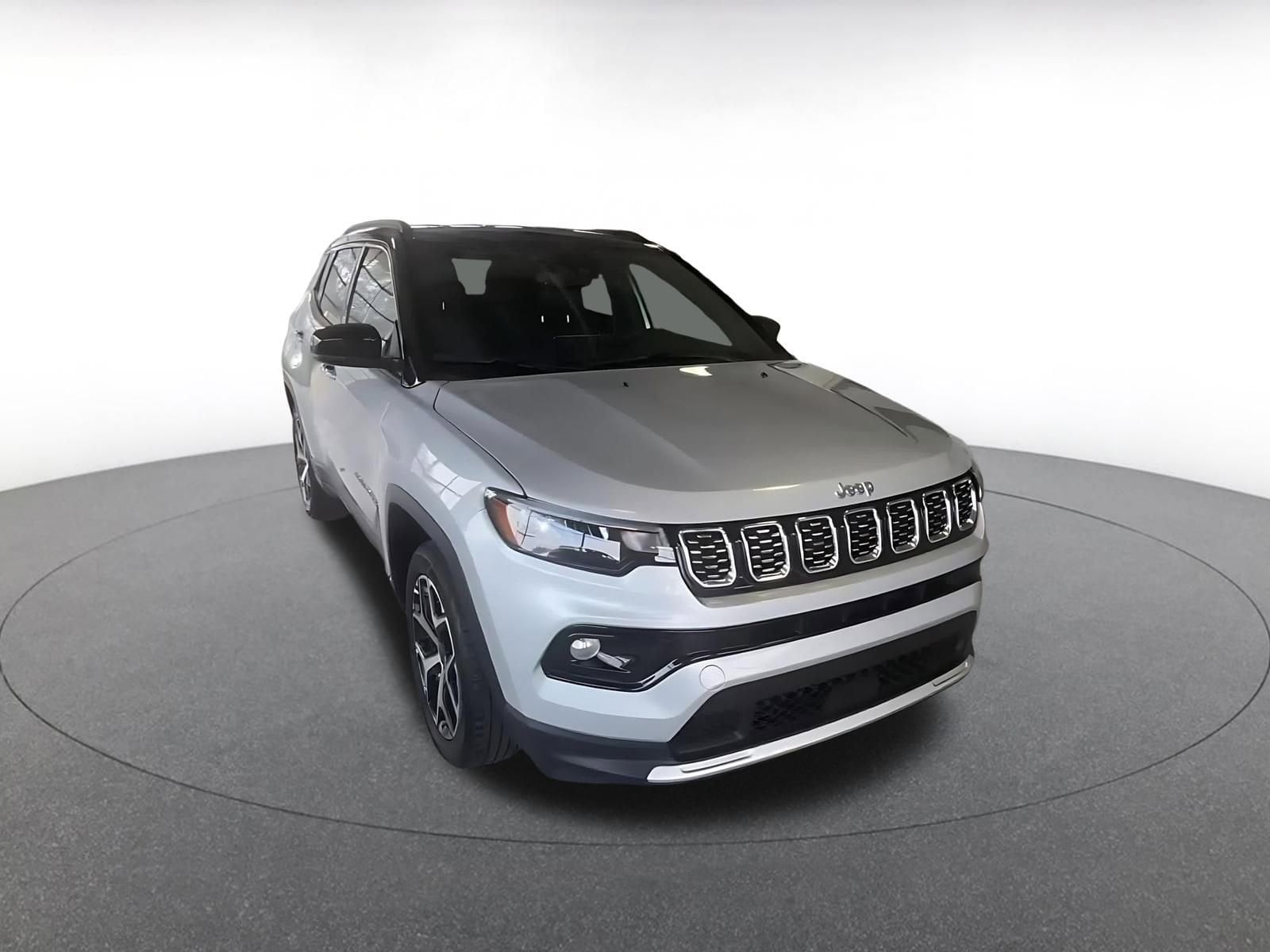 Thumbnail: 2025 Jeep Compass - 3