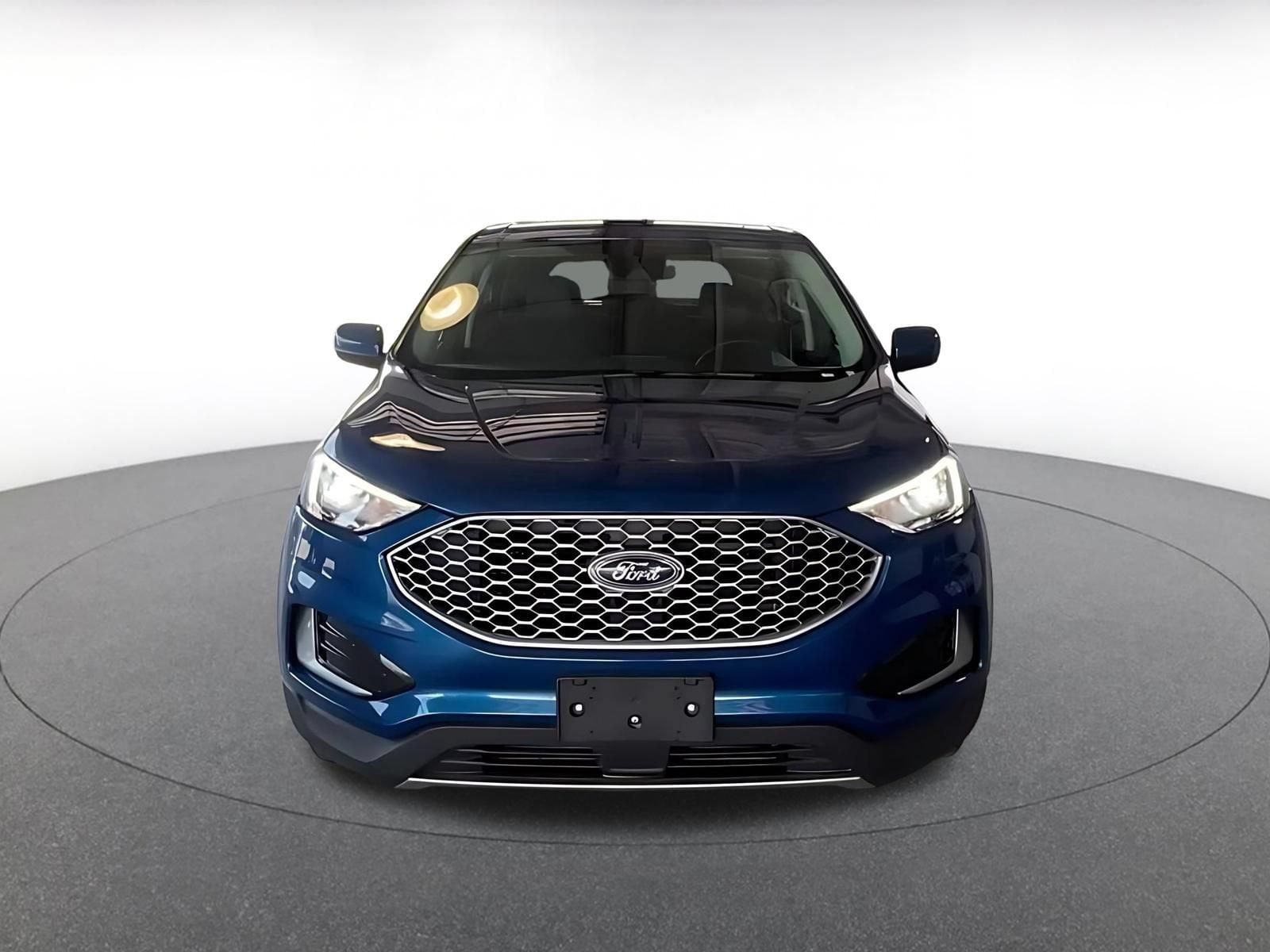 Thumbnail: 2024 Ford Edge - 5