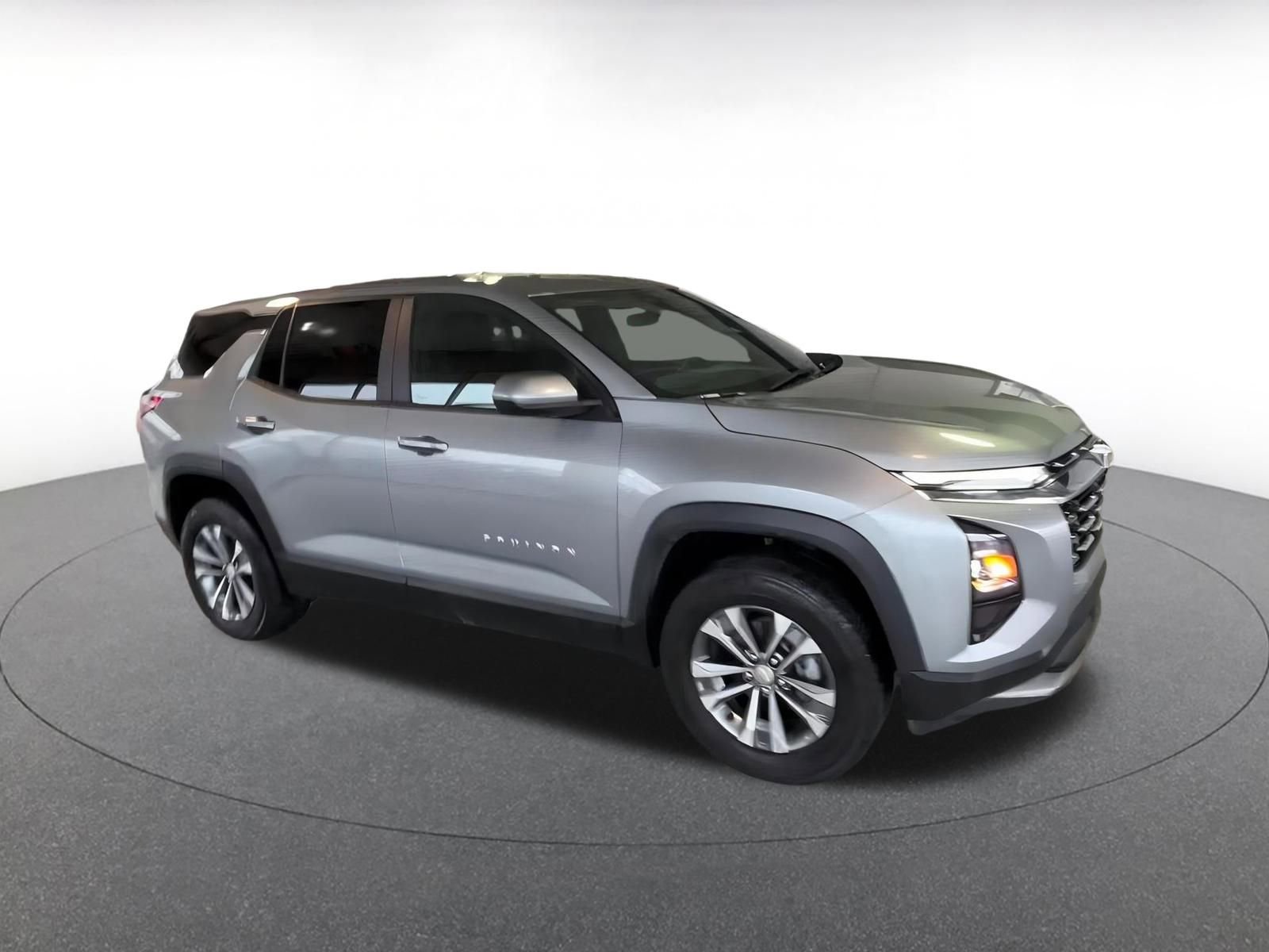 Thumbnail: 2025 Chevrolet Equinox - 2