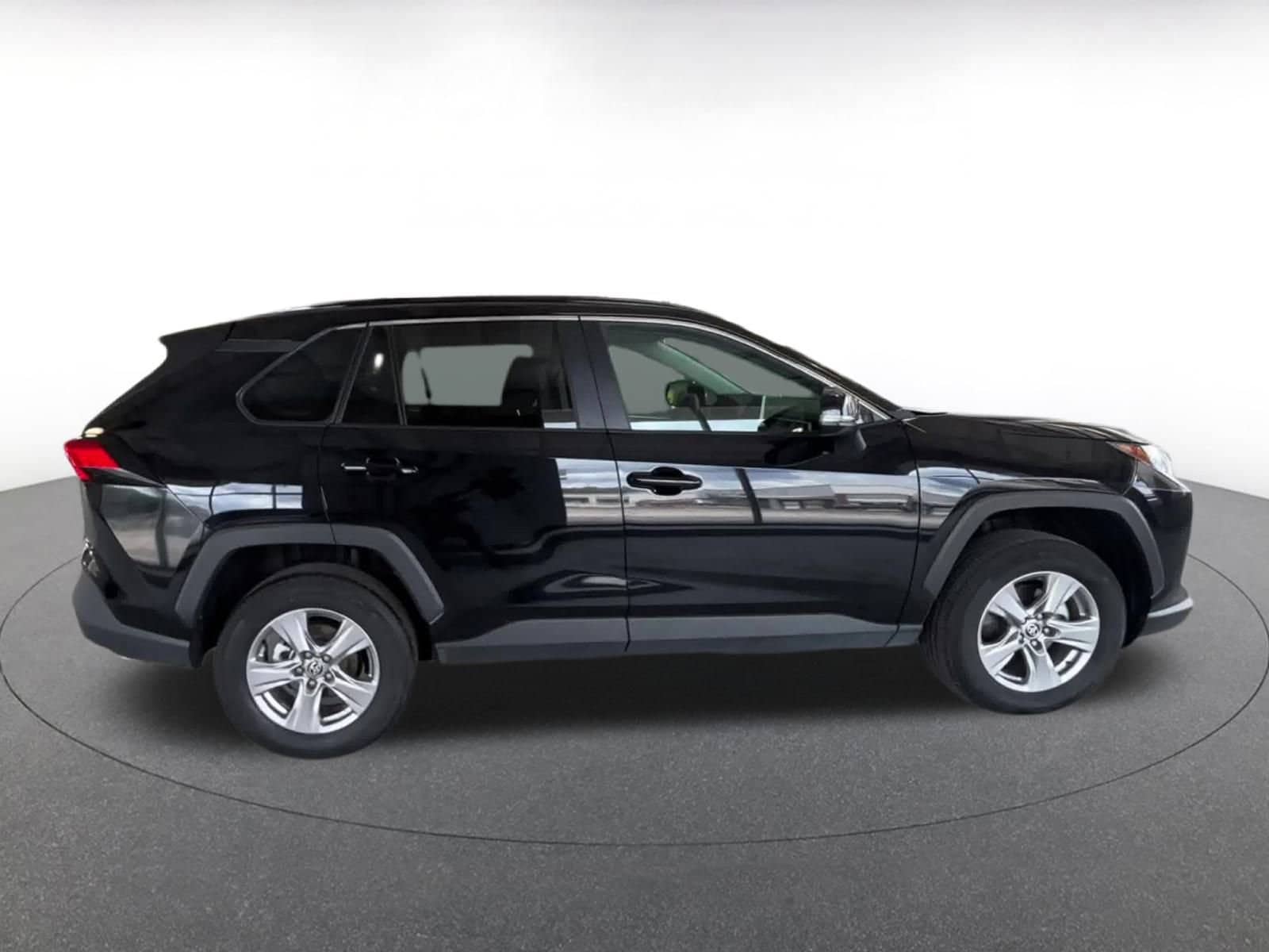 Thumbnail: 2024 Toyota RAV4 - 20