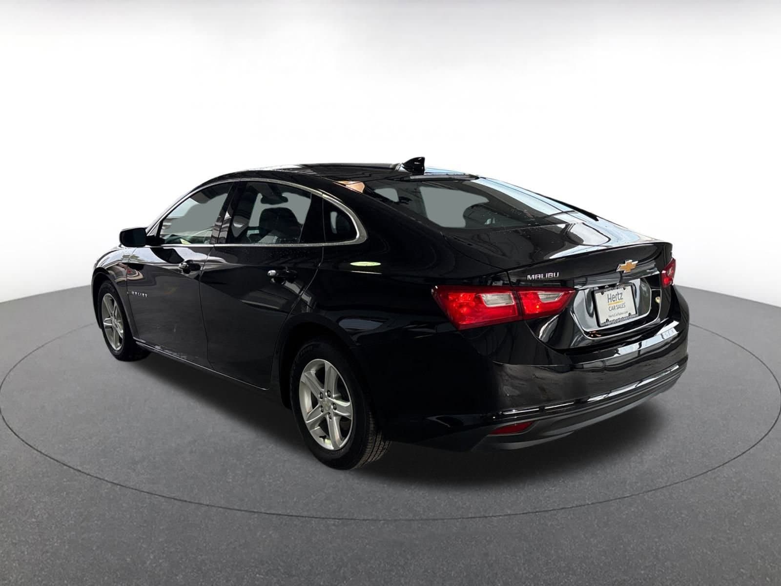 Thumbnail: 2024 Chevrolet Malibu - 13