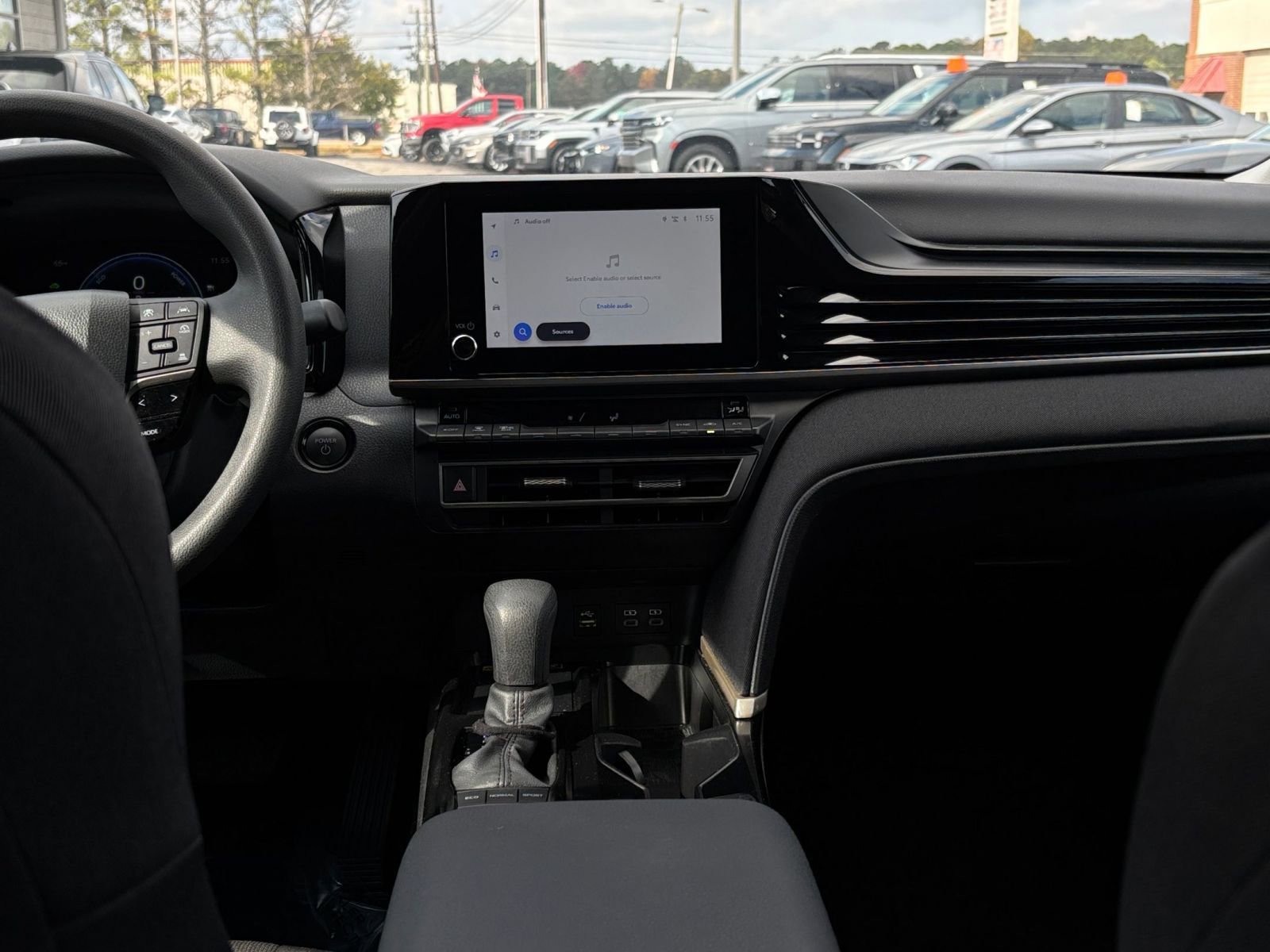 Thumbnail: 2025 Toyota Camry - 18