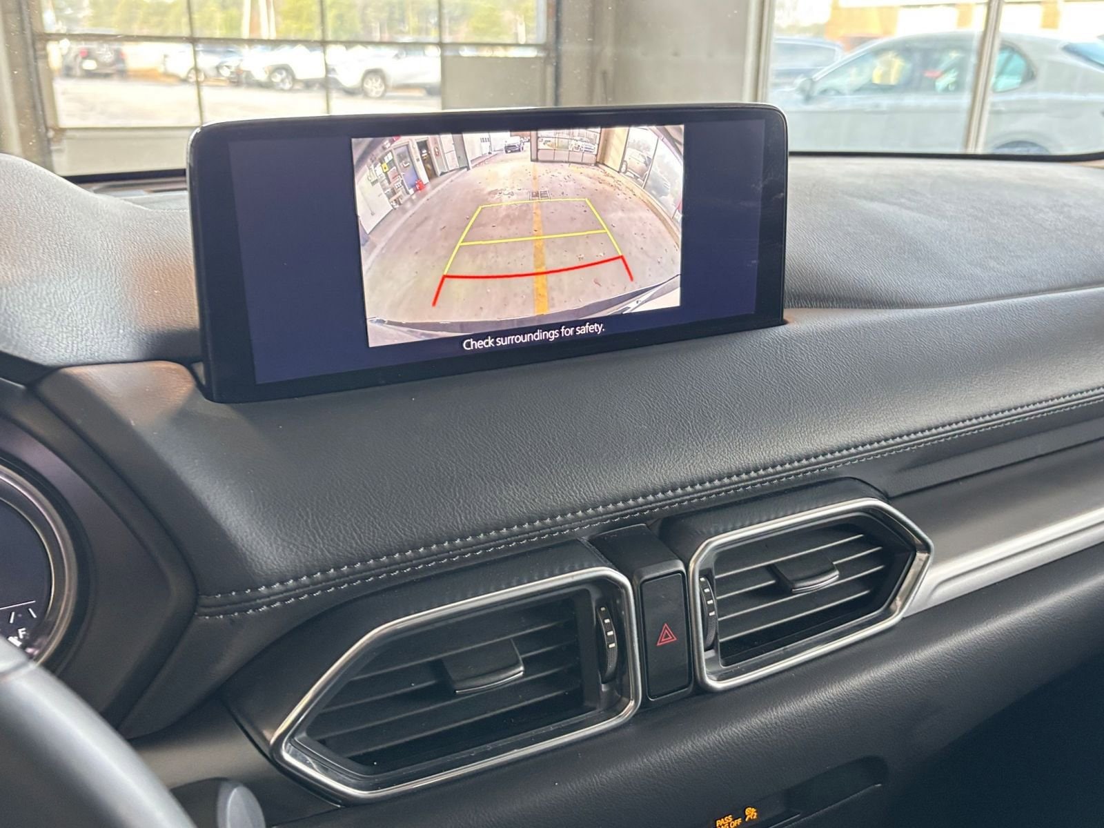 Thumbnail: 2025 Chevrolet Trax - 17