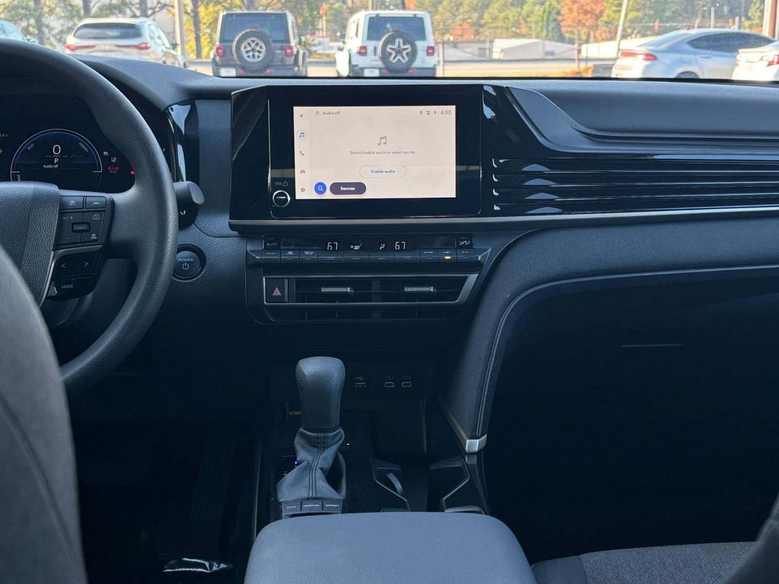 Thumbnail: 2025 Toyota Camry - 25