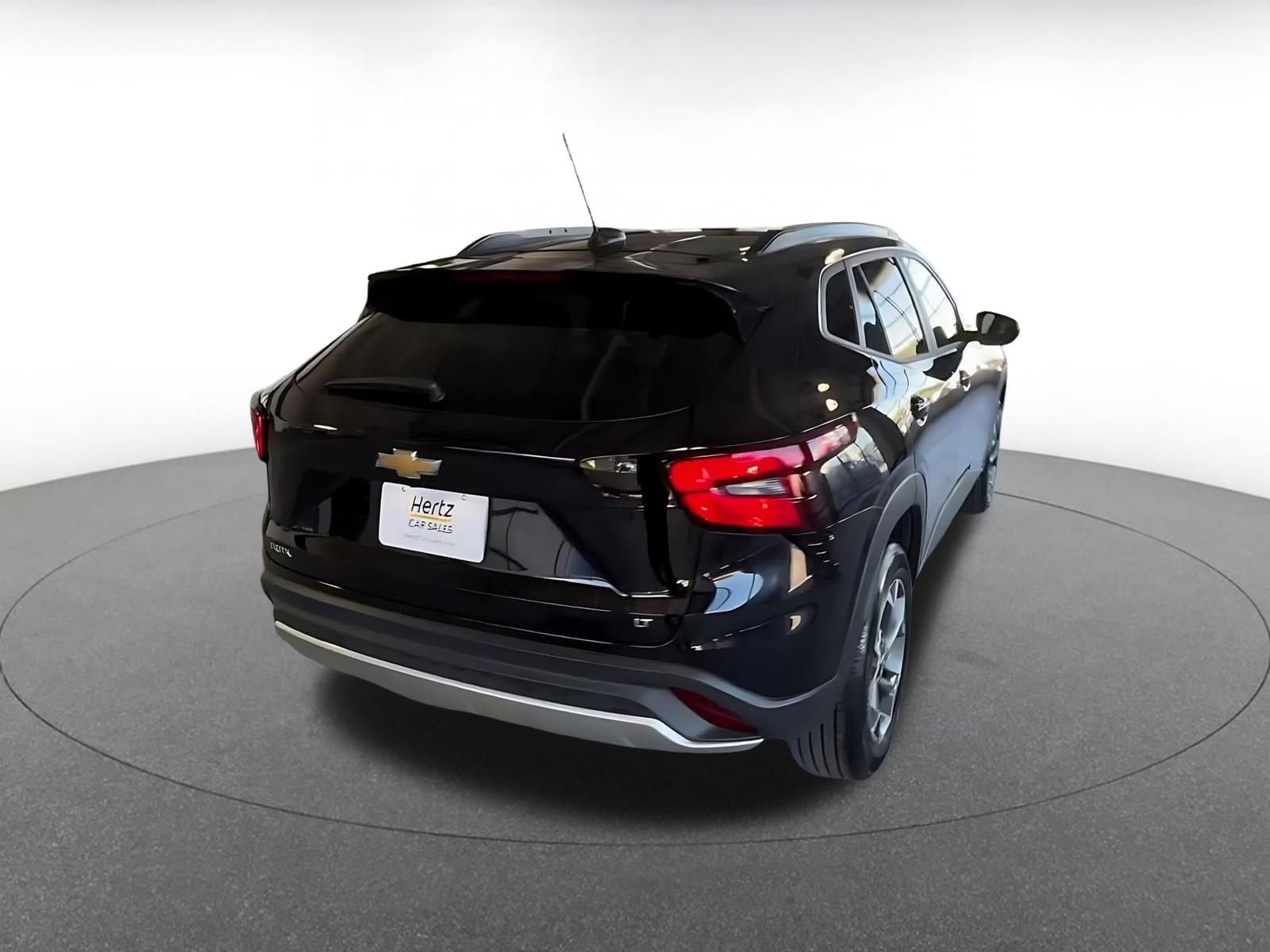 Thumbnail: 2025 Chevrolet Trax - 16