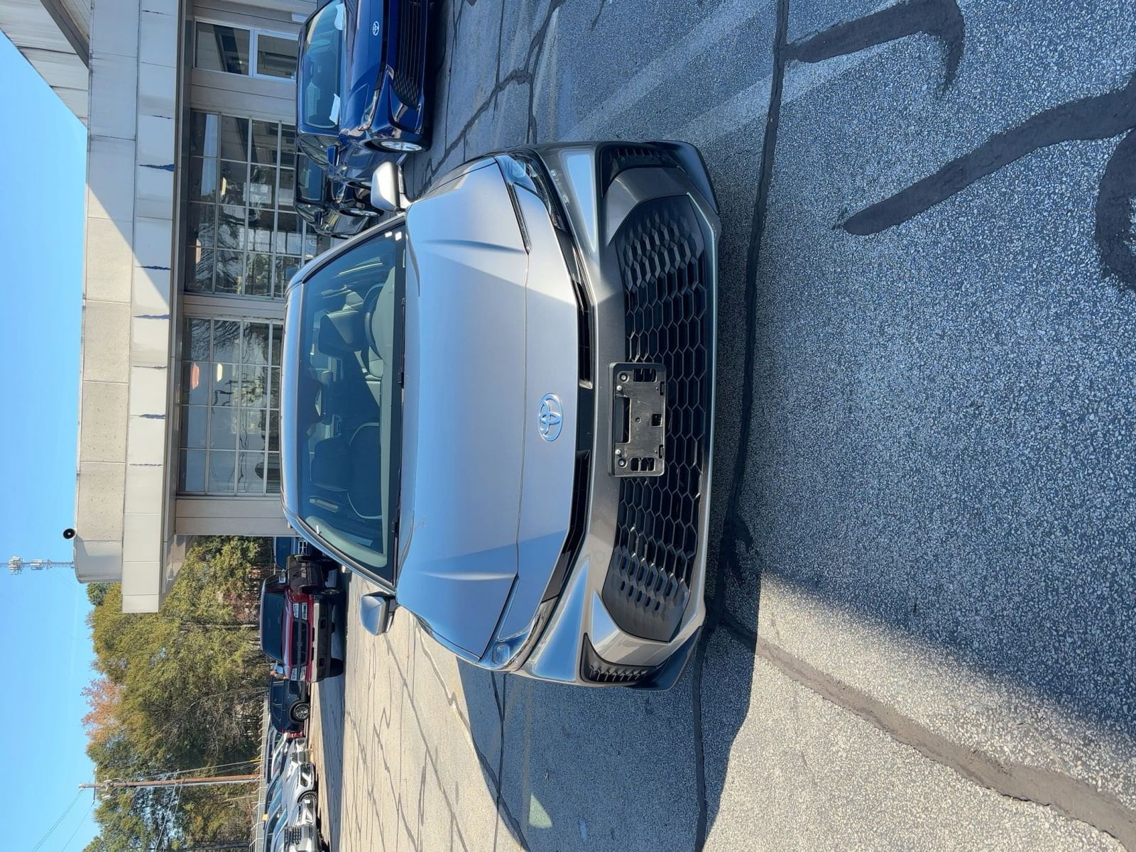 Thumbnail: 2025 Toyota Camry - 20