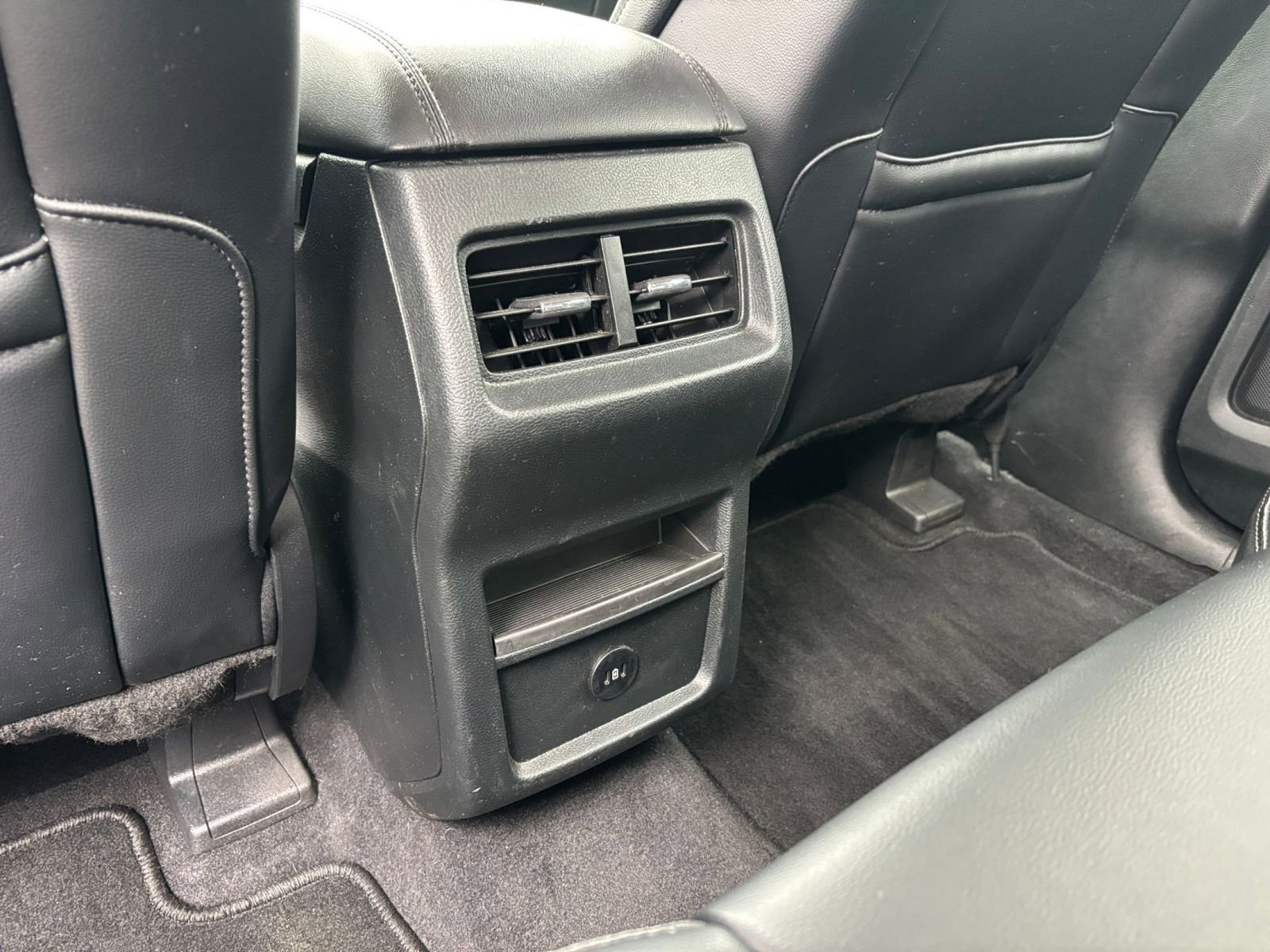 2024 Ford Edge  25
