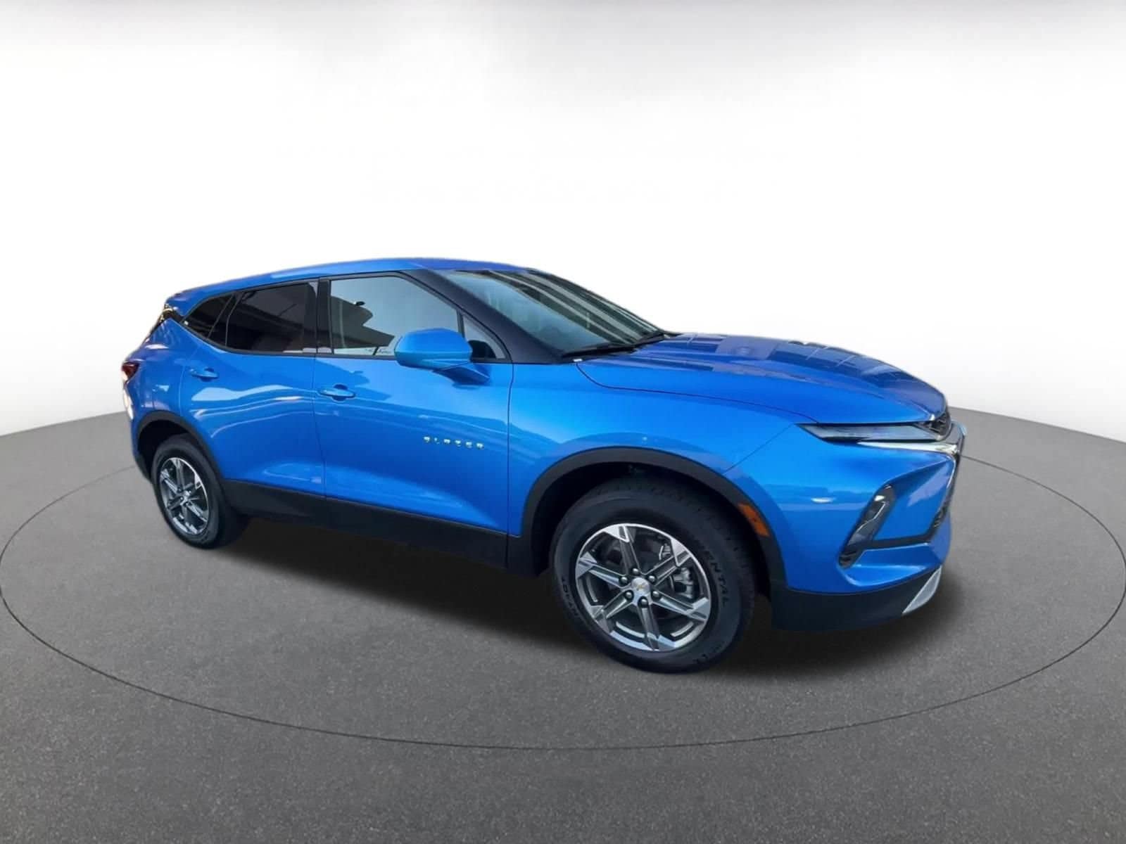 Thumbnail: 2026 Chevrolet Blazer - 2