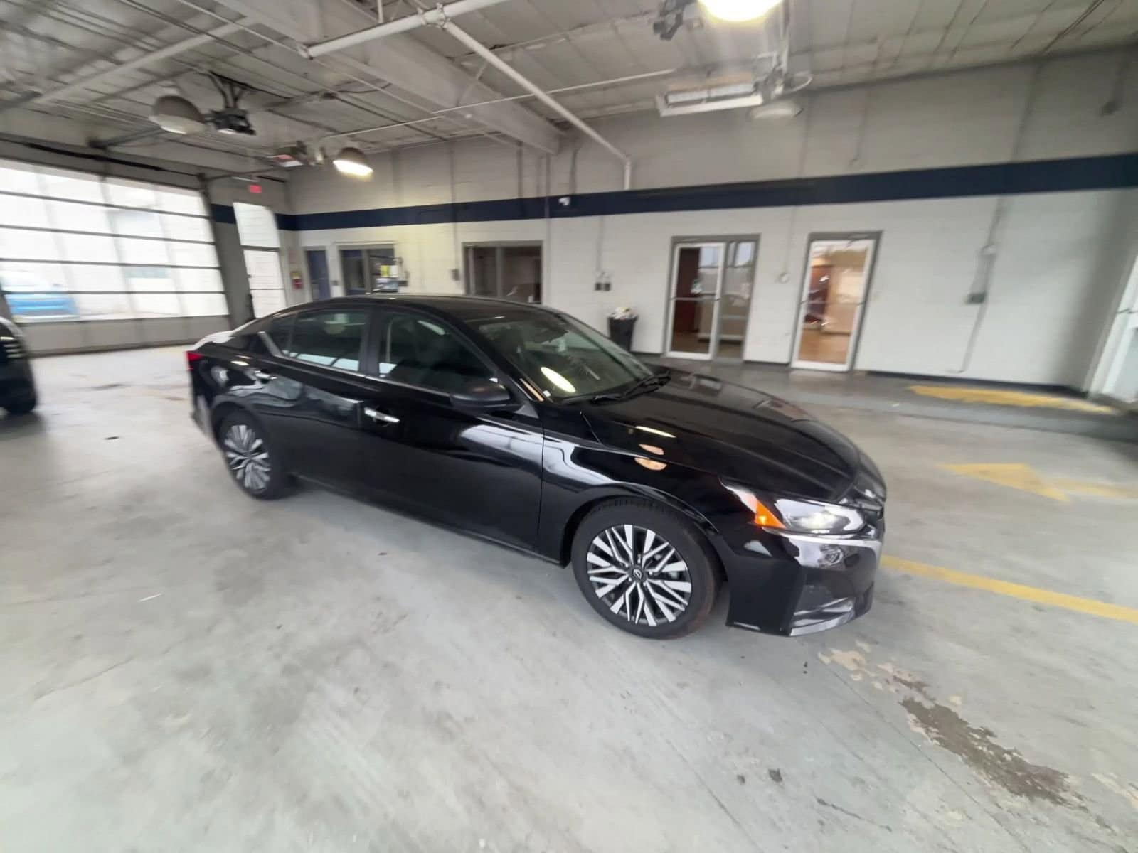 Thumbnail: 2025 Nissan Altima - 6