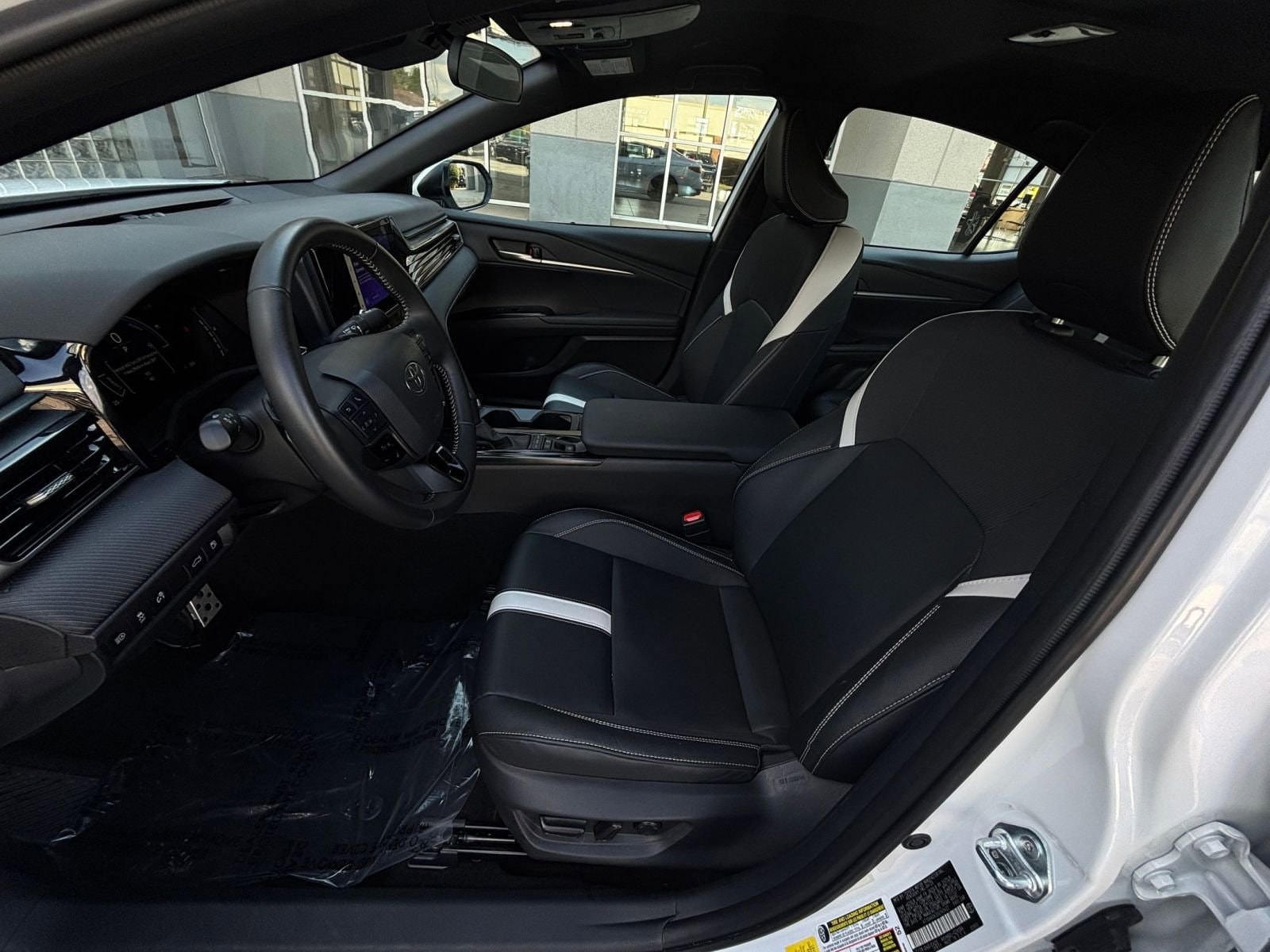 Thumbnail: 2025 Toyota Camry - 27