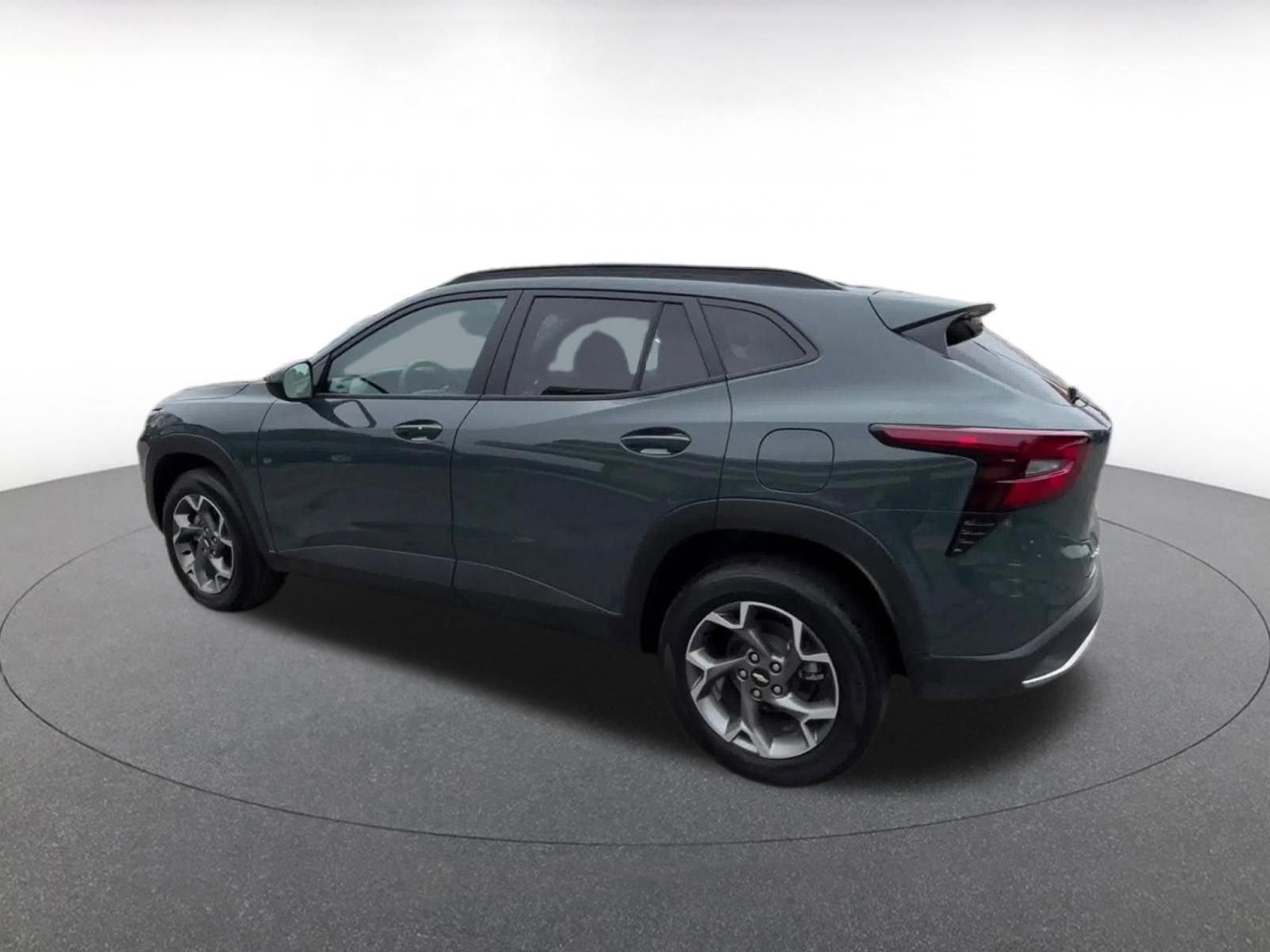 Thumbnail: 2025 Chevrolet Trax - 13