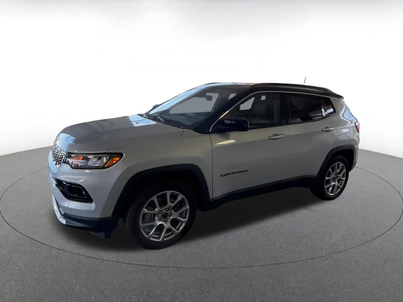 Thumbnail: 2025 Jeep Compass - 7