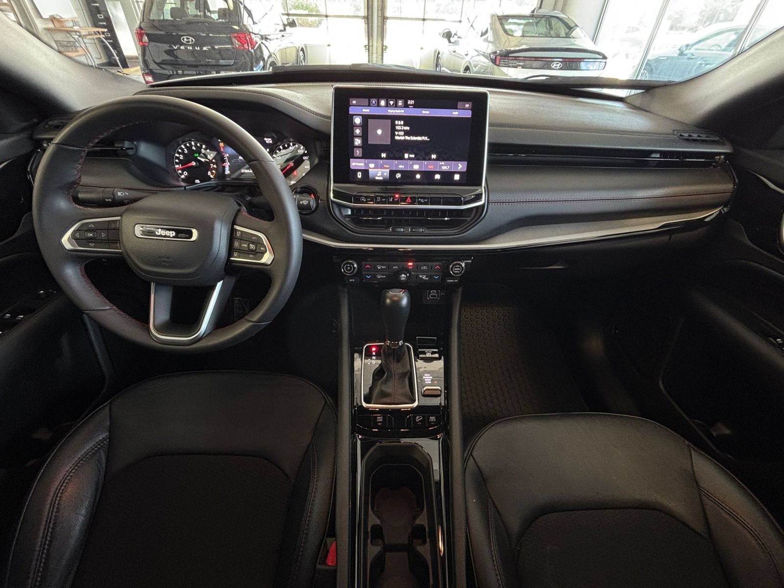 Thumbnail: 2025 Jeep Compass - 32