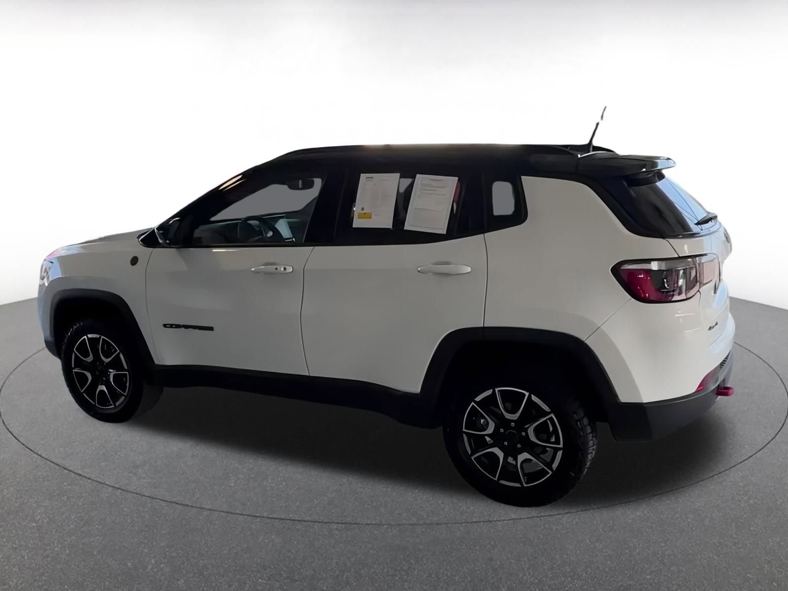 Thumbnail: 2025 Jeep Compass - 8