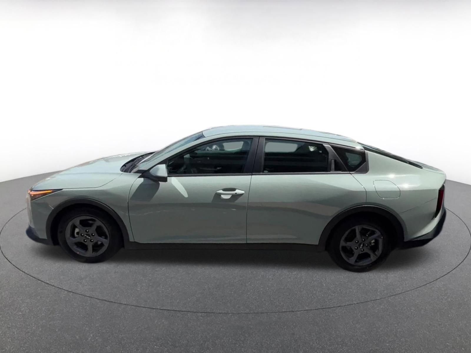 Thumbnail: 2025 Kia K4 - 10