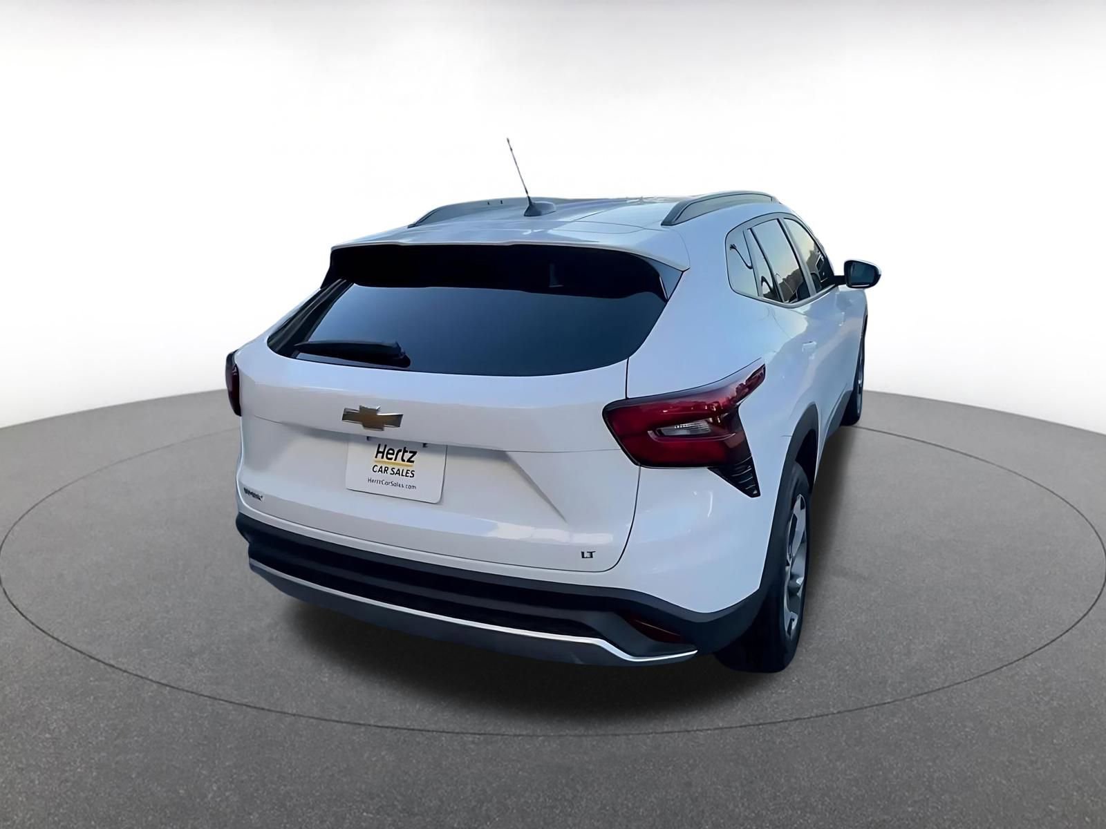 Thumbnail: 2025 Chevrolet Trax - 18