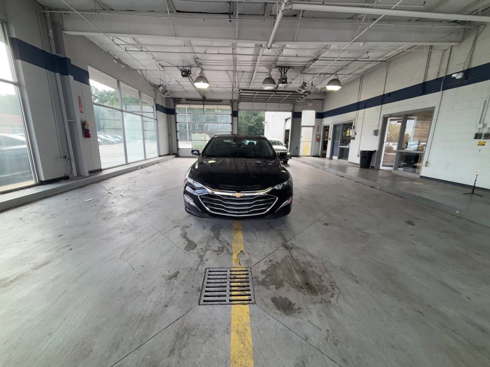 Thumbnail: 2024 Chevrolet Malibu - 21