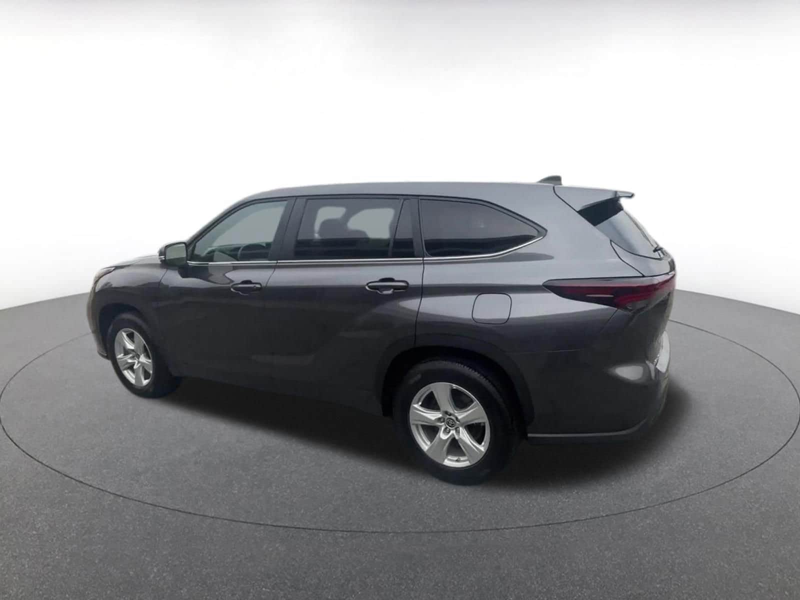 Thumbnail: 2025 Toyota Highlander - 10