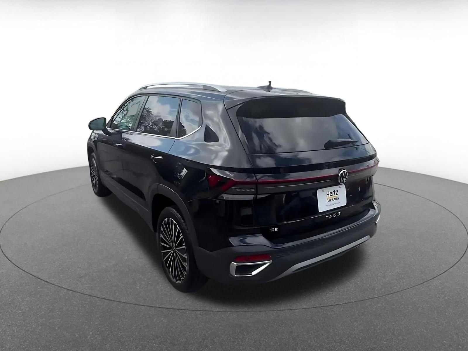 Thumbnail: 2025 Volkswagen Taos - 13